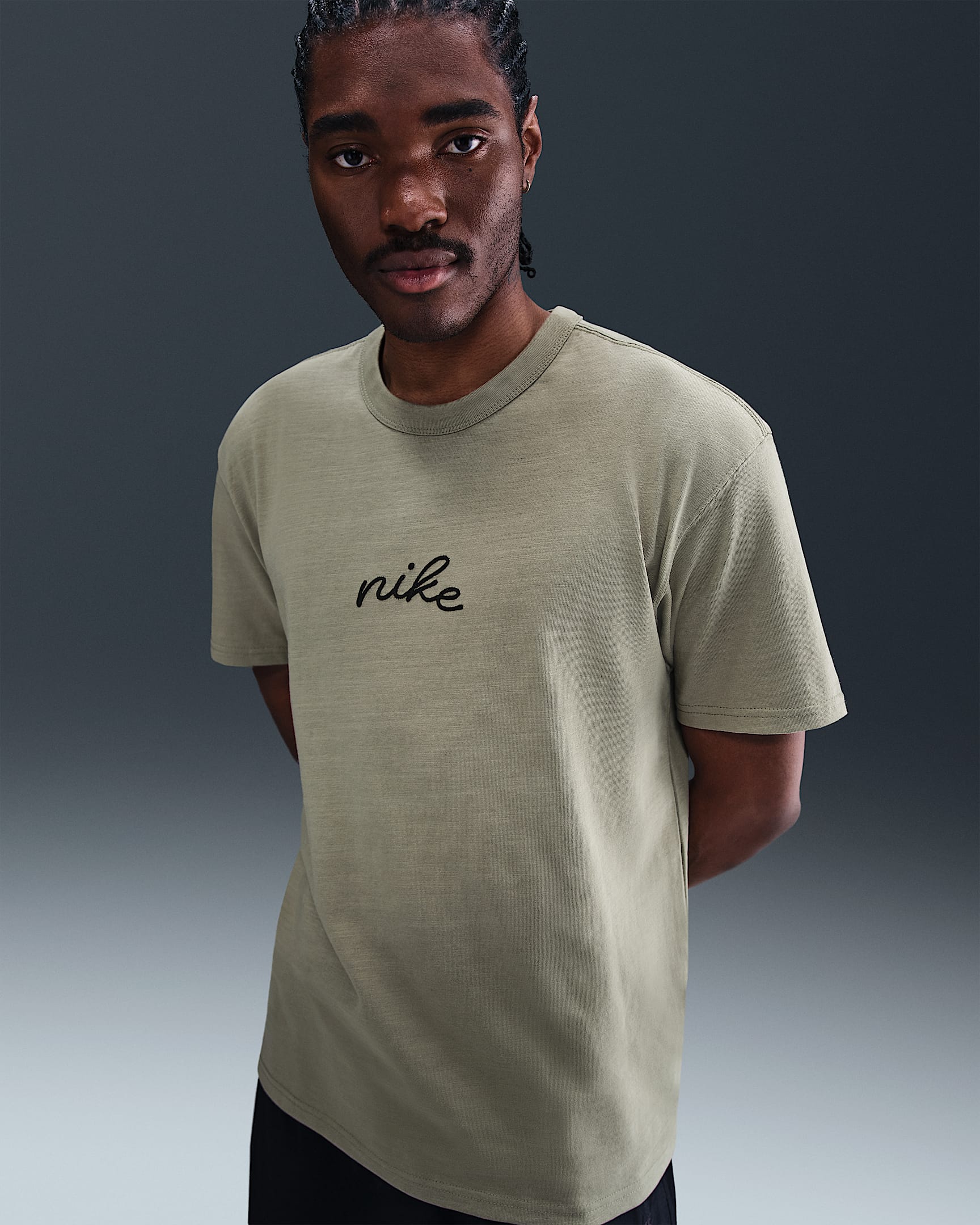 Nike Sportswear Premium Essentials Men's T-shirt - Light Army