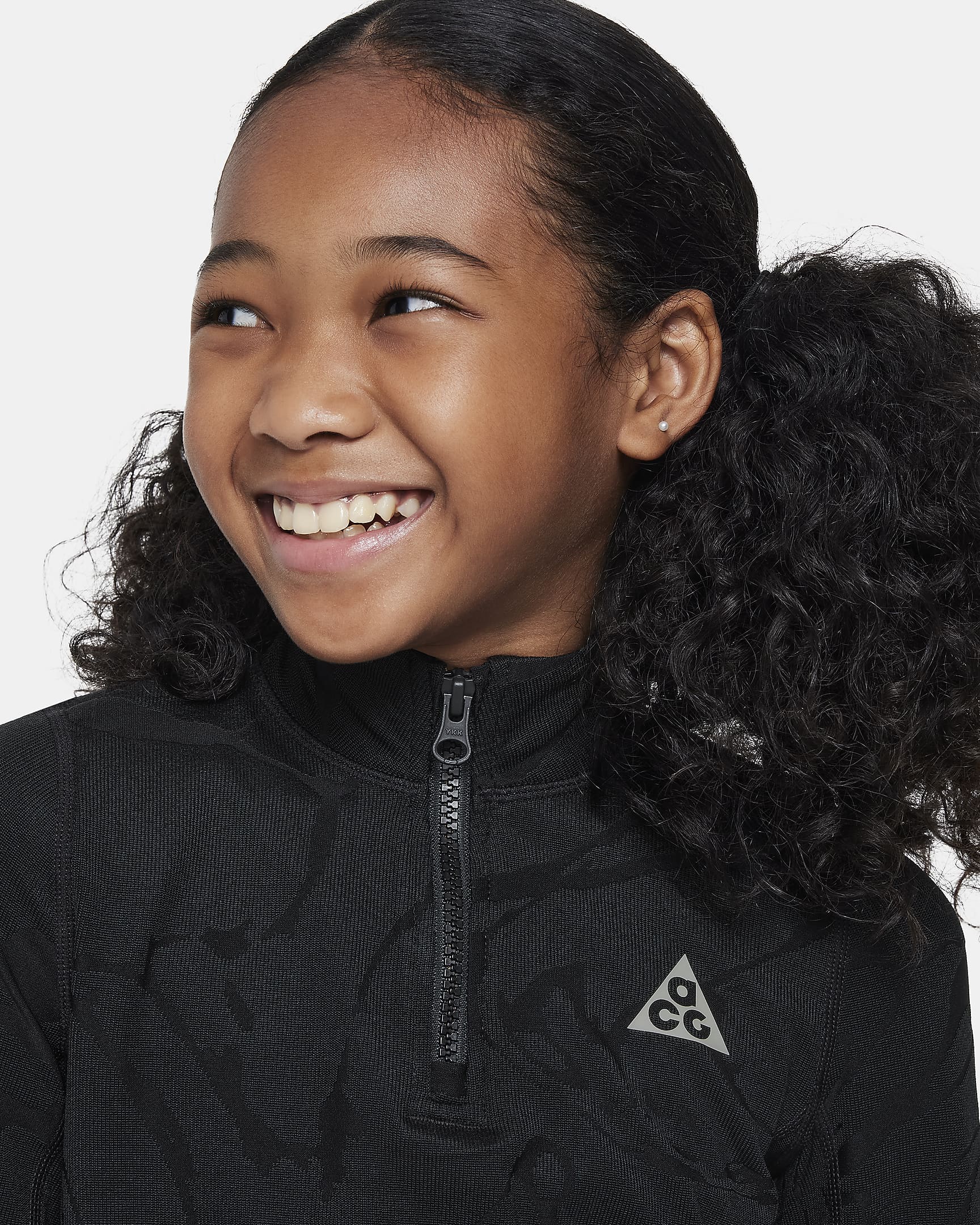 Nike ACG Therma-FIT Older Kids' (Girls') 1/4-Zip Long-Sleeve Top. Nike UK