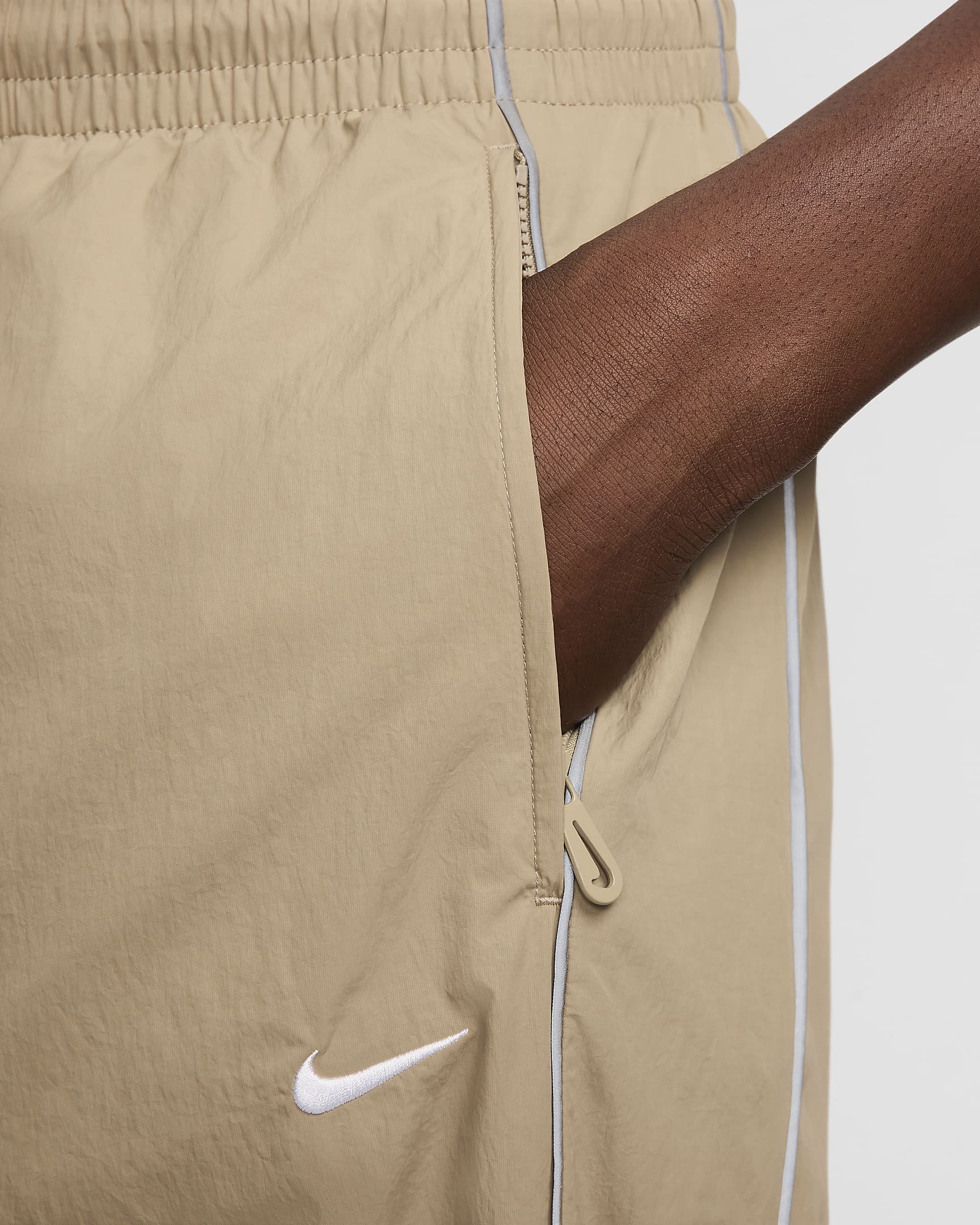 Nike Solo Swoosh Men's Track Pants - Khaki/White