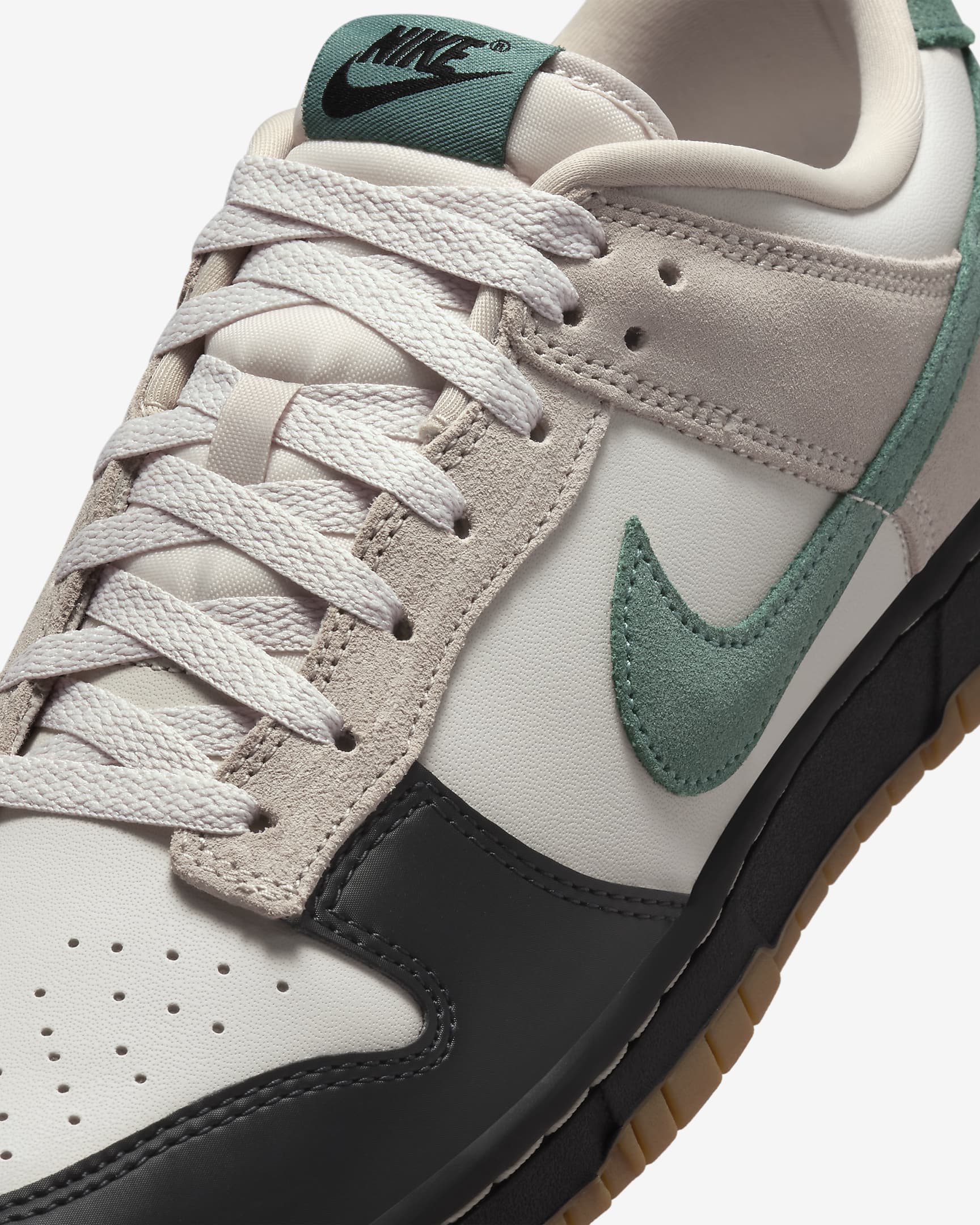 Nike Dunk Low Shoes - Light Orewood Brown/Cream II/Black/Bicoastal