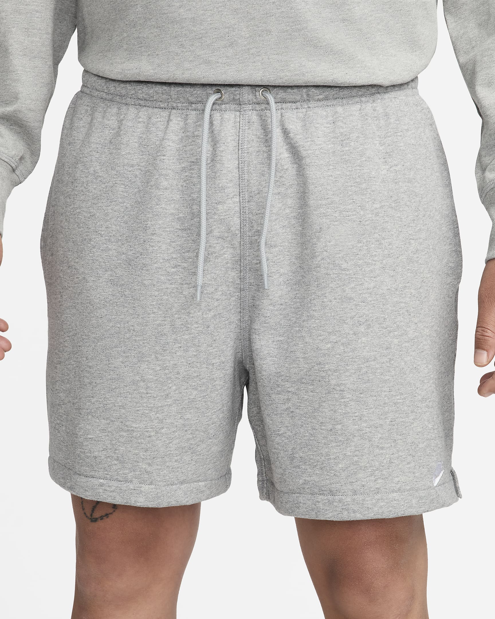 Nike Club Flow-Shorts aus French Terry für Herren - Dark Grey Heather/Light Smoke Grey/Weiß