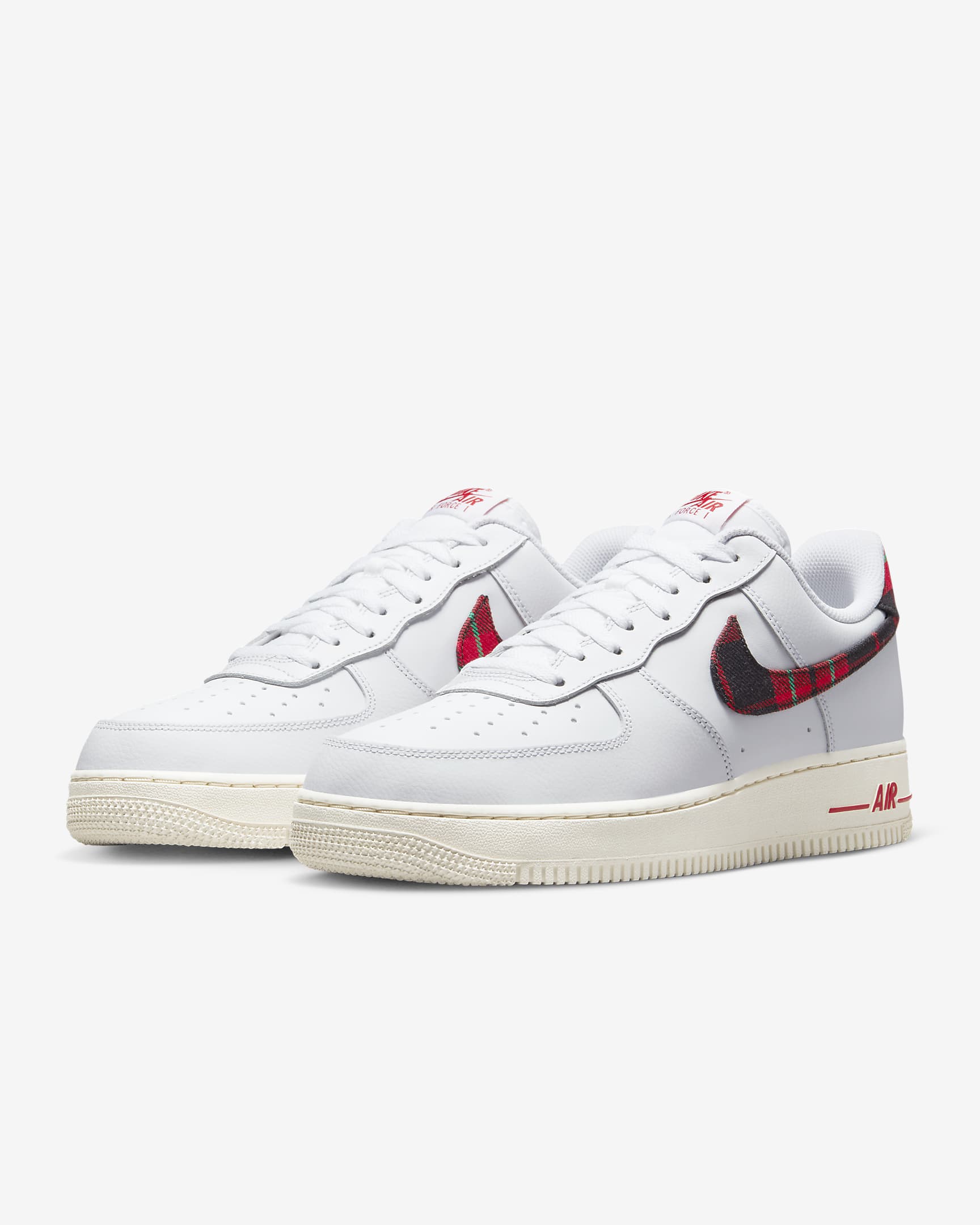 Nike Air Force 1 '07 LV8 Men's Shoes - White/Stadium Green/Pale Ivory/University Red