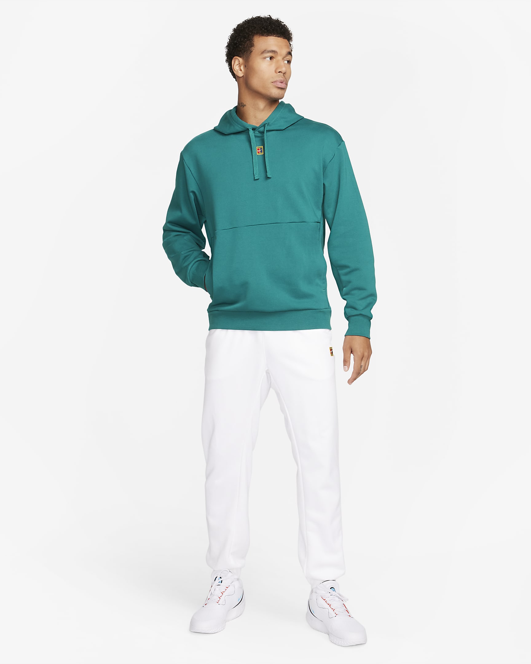 NikeCourt Men's Fleece Tennis Hoodie. Nike LU