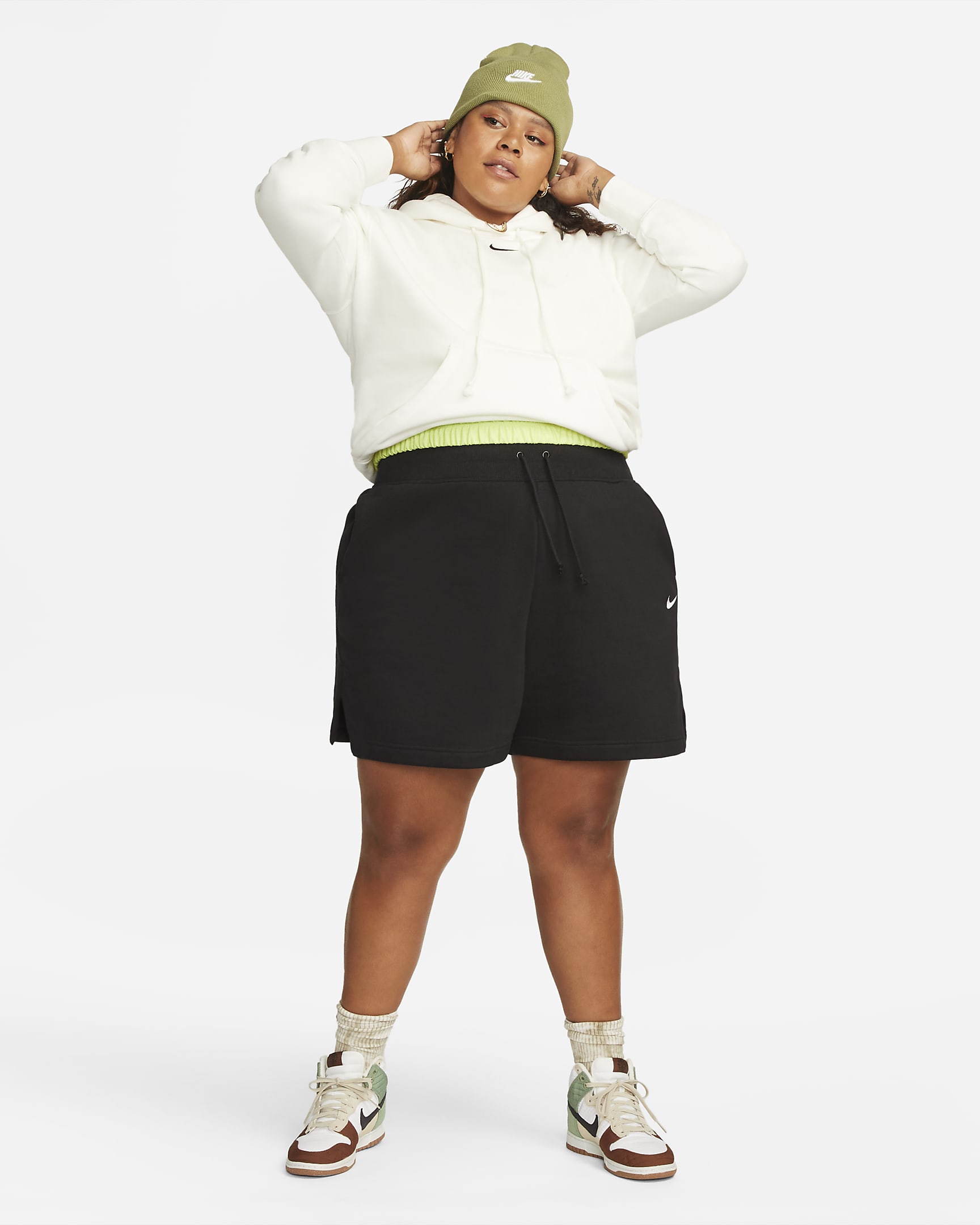 Nike Sportswear Phoenix Fleece Women's High-Waisted Loose-Fit Shorts ...