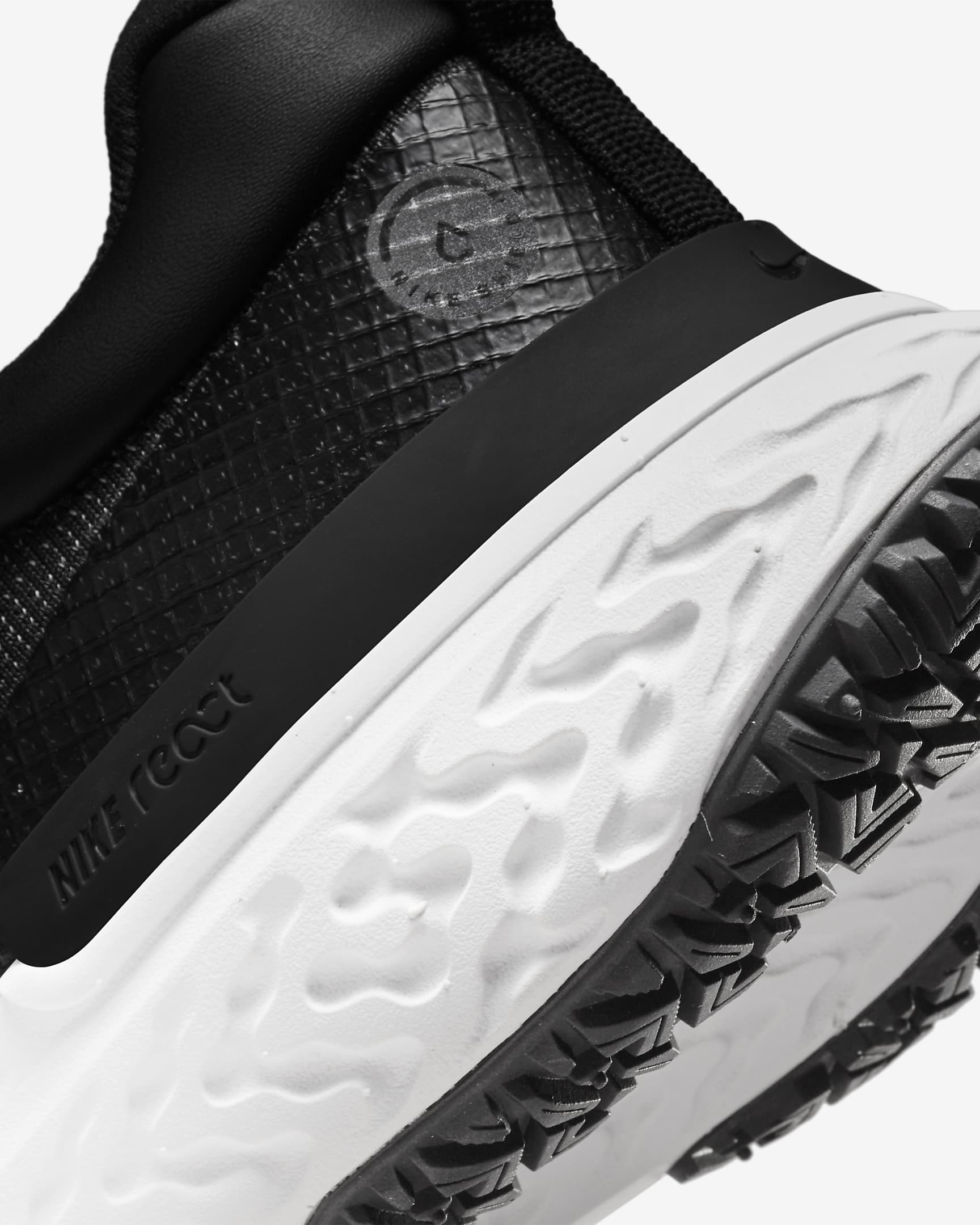 Nike React Miler 2 Shield Men's Weatherised Road Running Shoes. Nike PT