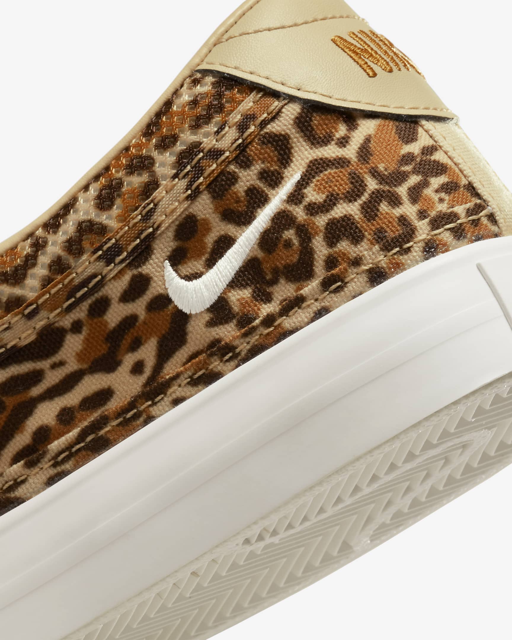 NikeCourt Legacy Leopard Women's Slip-On Shoes - Sesame/Desert Ochre/Summit White/Phantom