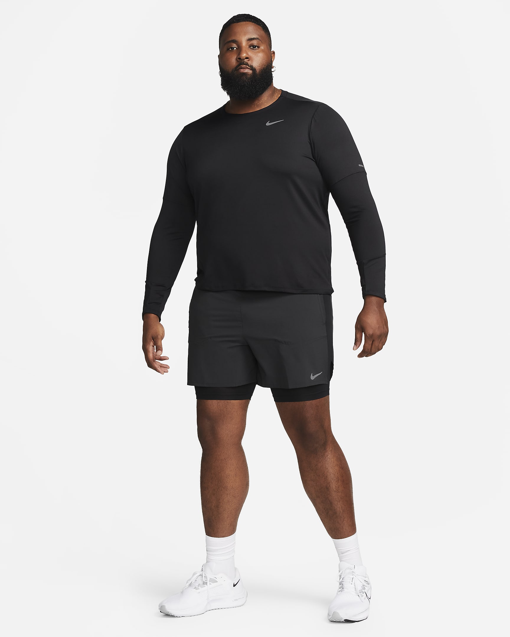 Nike Stride Dri-FIT 13 cm-es férfi hibrid futórövidnadrág - Fekete/Fekete/Fekete