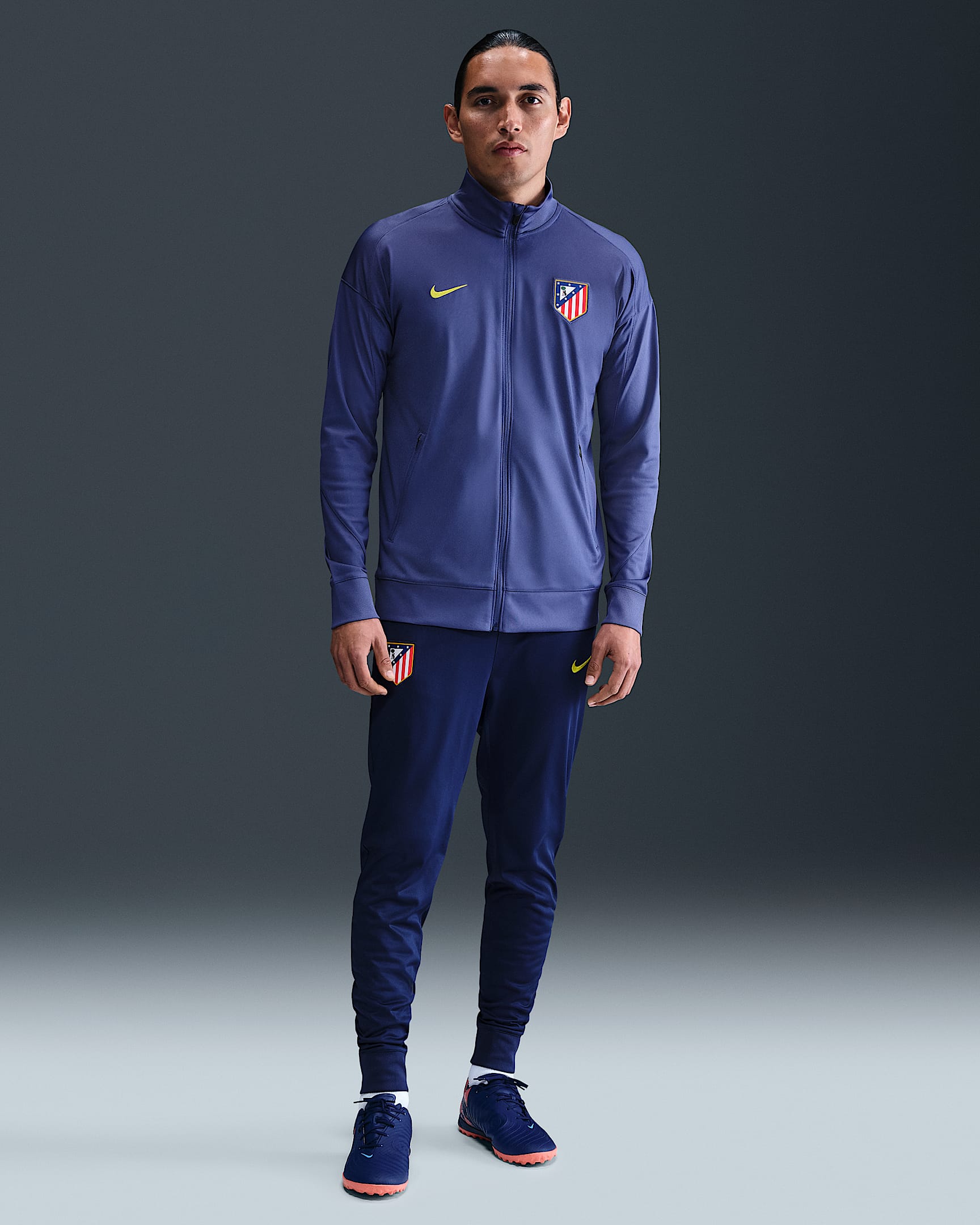 Atlético Madrid Strike Nike Dri-FIT Fußball-Trainingsanzug aus Strickmaterial (Herren) - Dark Purple Dust/Binary Blue/Vibrant Yellow