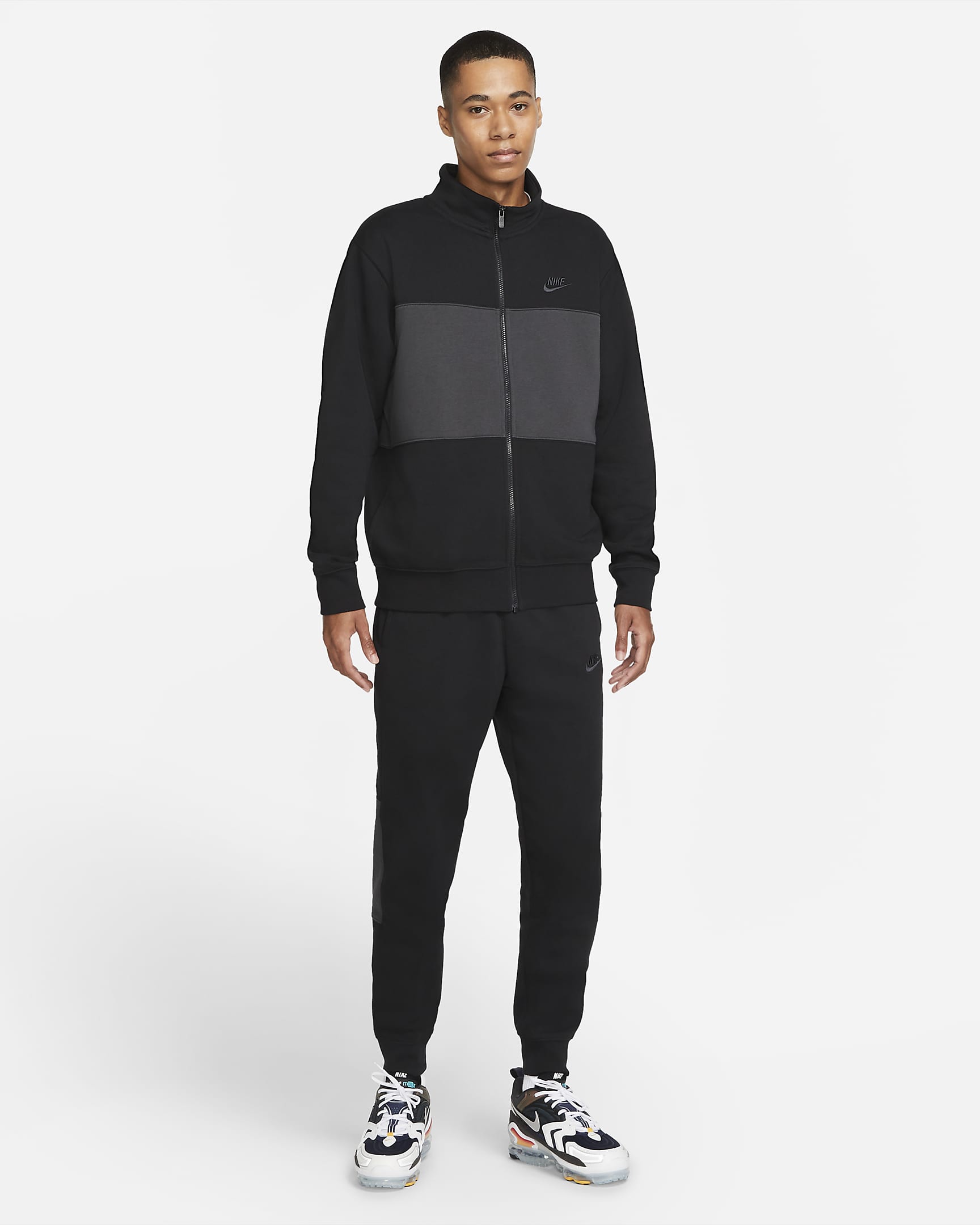Nike Sportswear Sport Essentials Men's Fleece Tracksuit. Nike SE