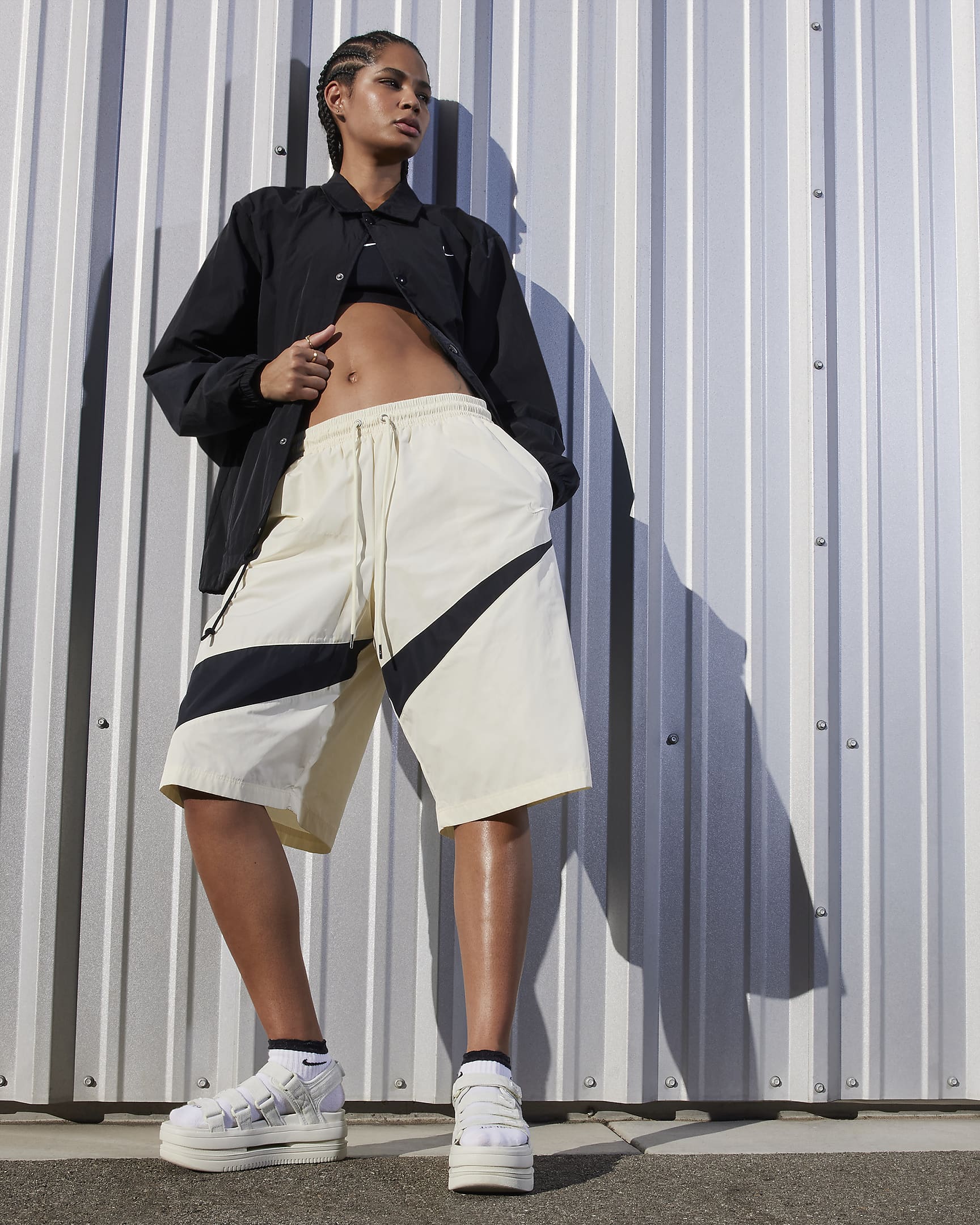 Nike Icon Classic SE Women's Sandals.