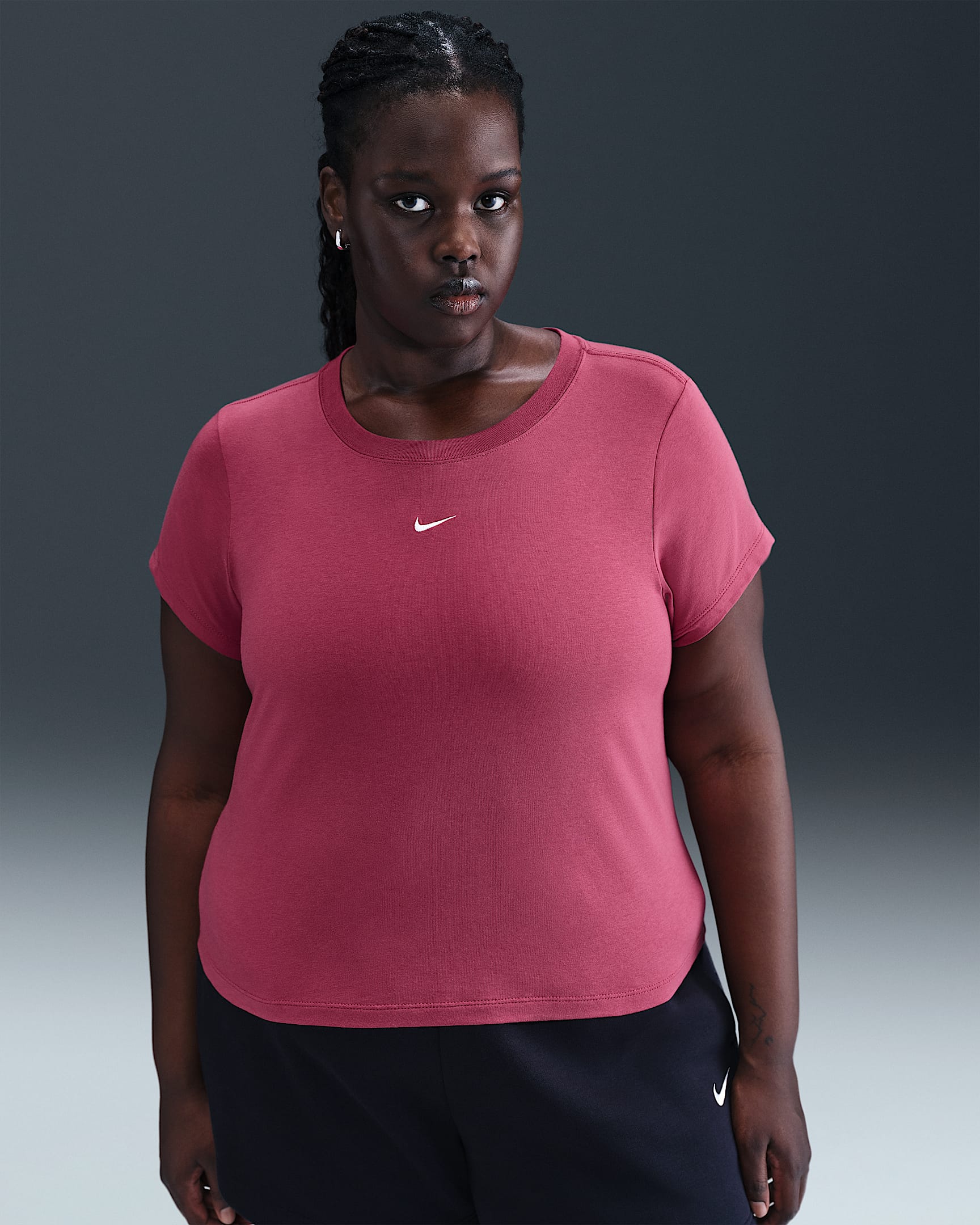 Playera cropped para mujer (talla grande) Nike Sportswear Chill Knit - Remolacha dulce/Vela