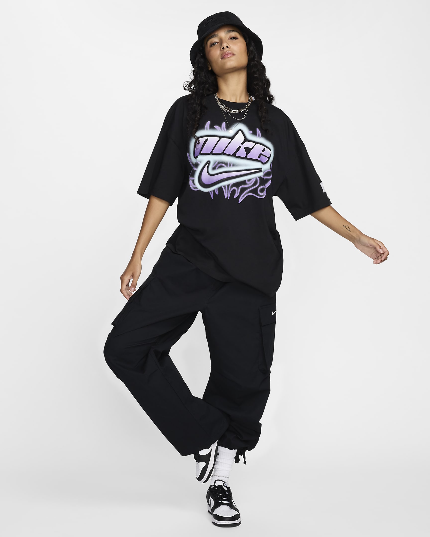 Nike Sportswear oversized cargobroek met halfhoge taille voor dames - Zwart/Sail