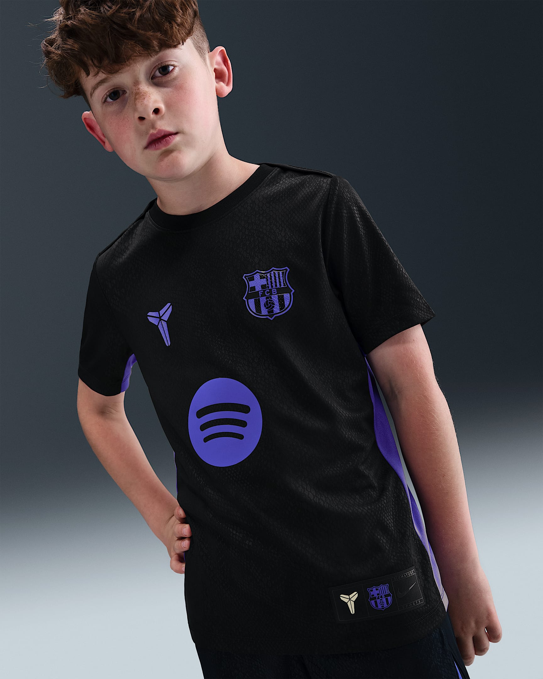 F.C. Barcelona Academy Pro Away Older Kids' Nike Dri-FIT Football Pre-Match Short-Sleeve Top - Black/Black/Persian Violet/Persian Violet
