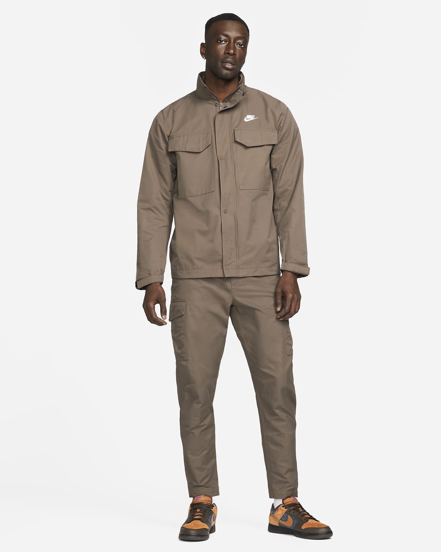Nike Sportswear Men's Unlined Utility Cargo Trousers. Nike BE