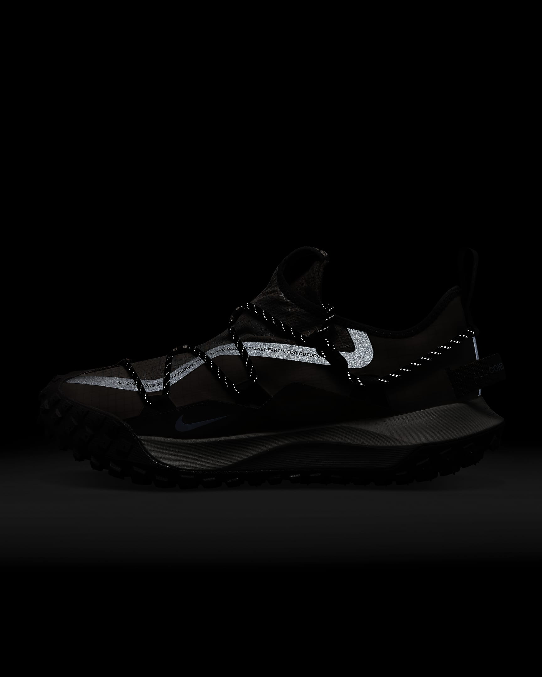 nike low sneakers