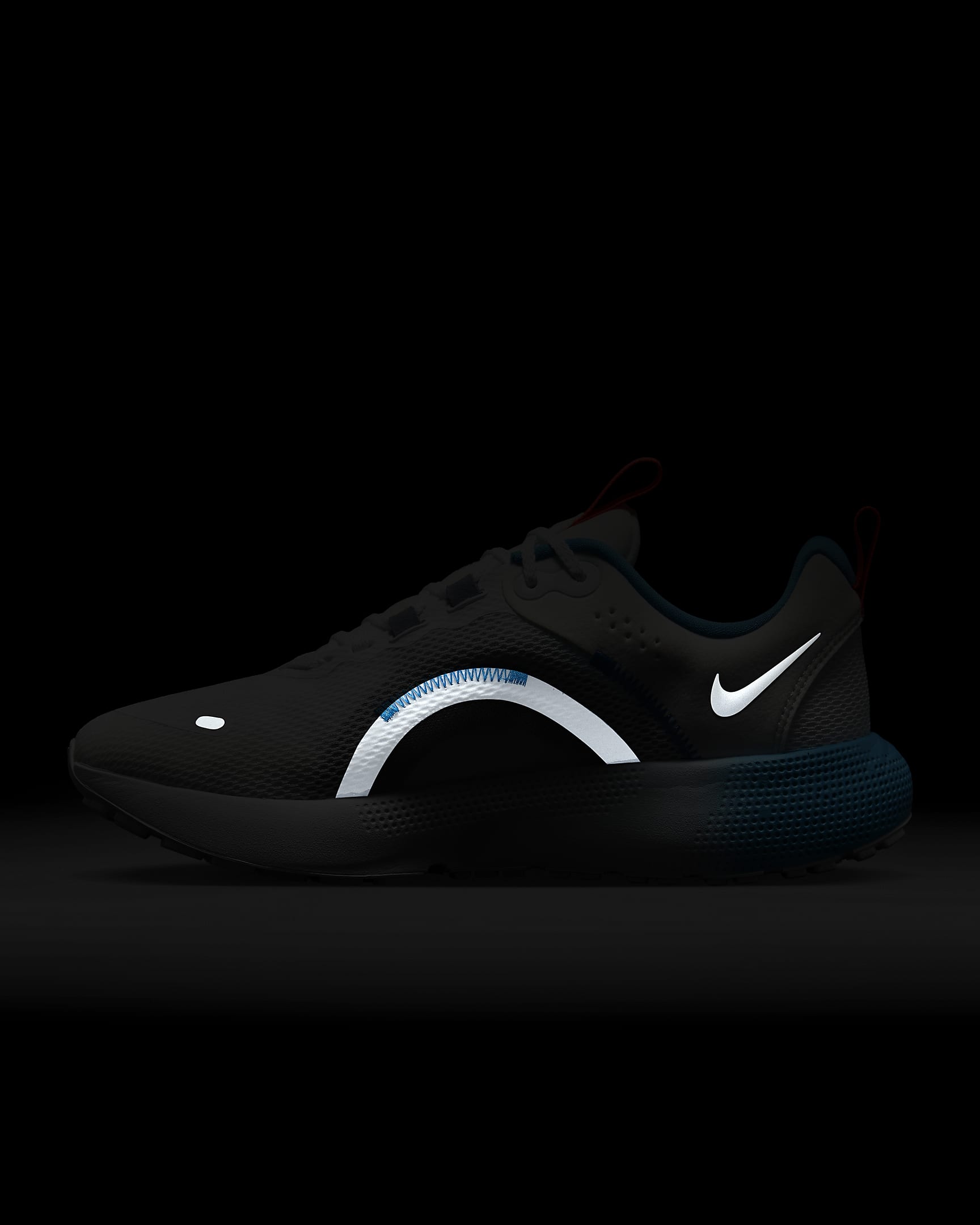 women's nike escape run