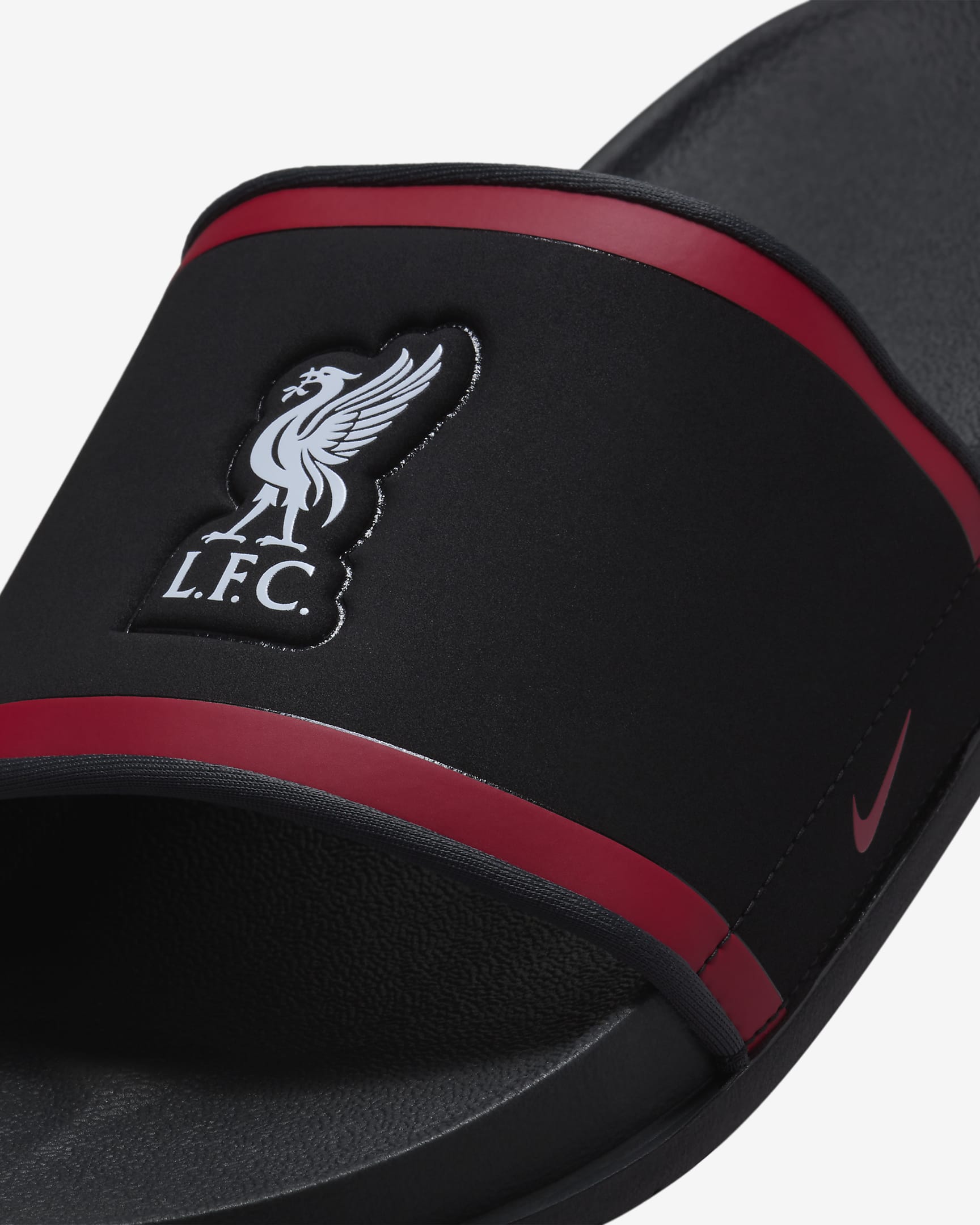 Claquette de foot Nike Offcourt (Liverpool FC) - Noir/Dark Smoke Grey/Gym Red