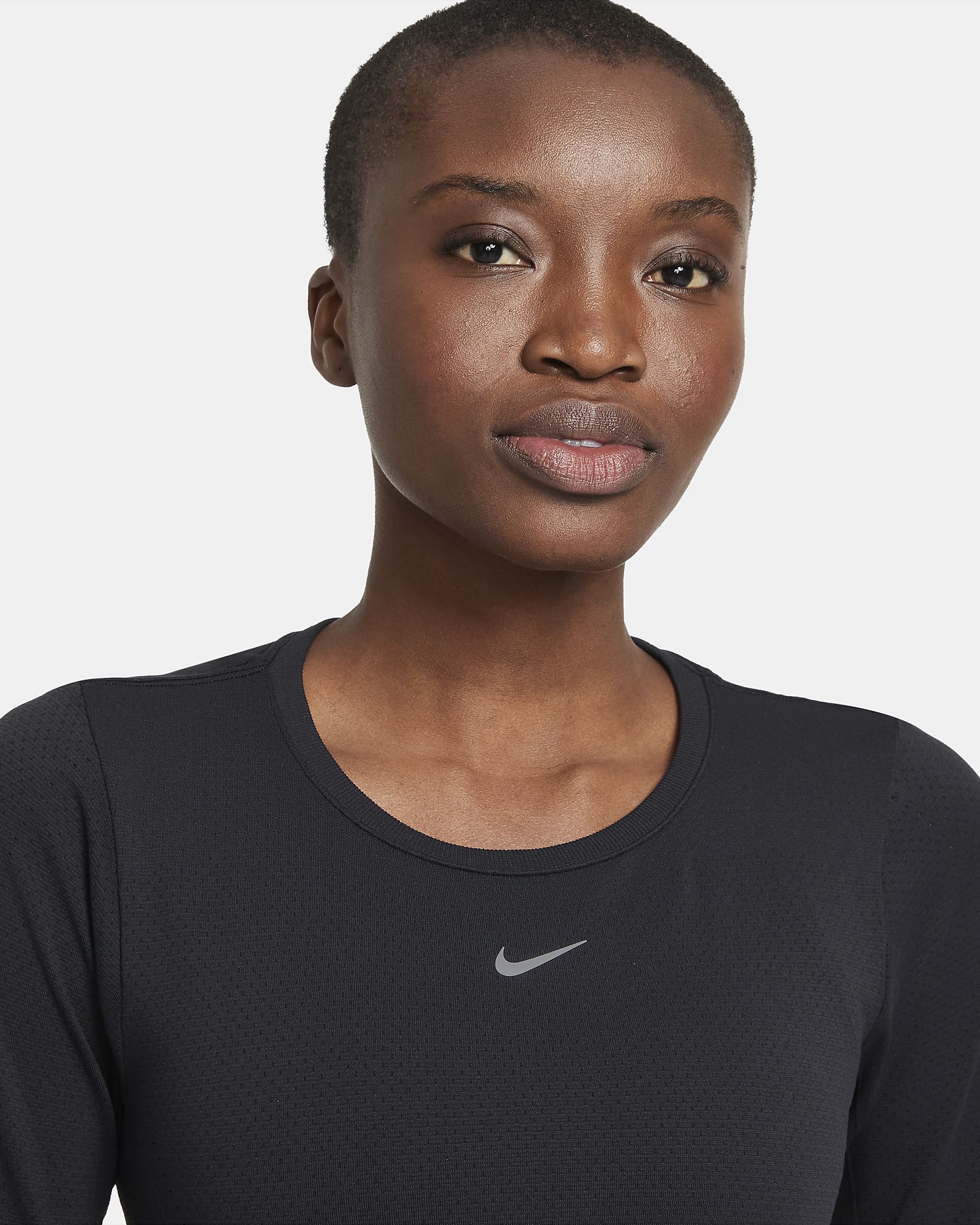 Playera de entrenamiento de manga larga y ajuste entallado para mujer Nike Dri-FIT ADV Aura - Negro