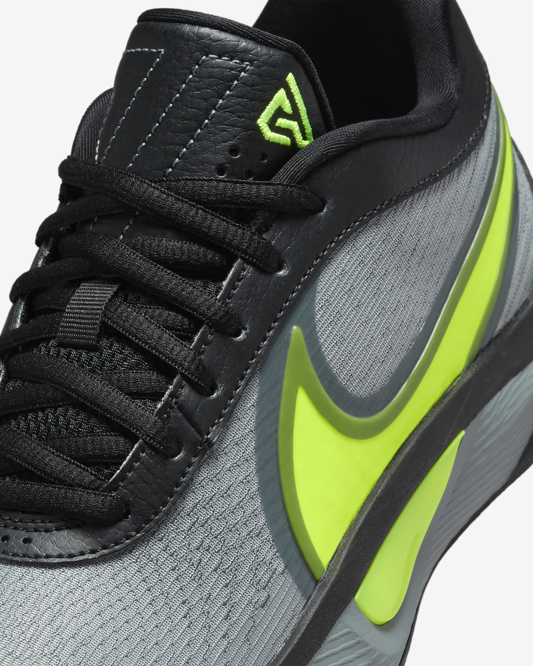 Tenis de básquetbol para niños grandes Giannis Freak 6 - Negro/Volt/Volt/Gris azulado