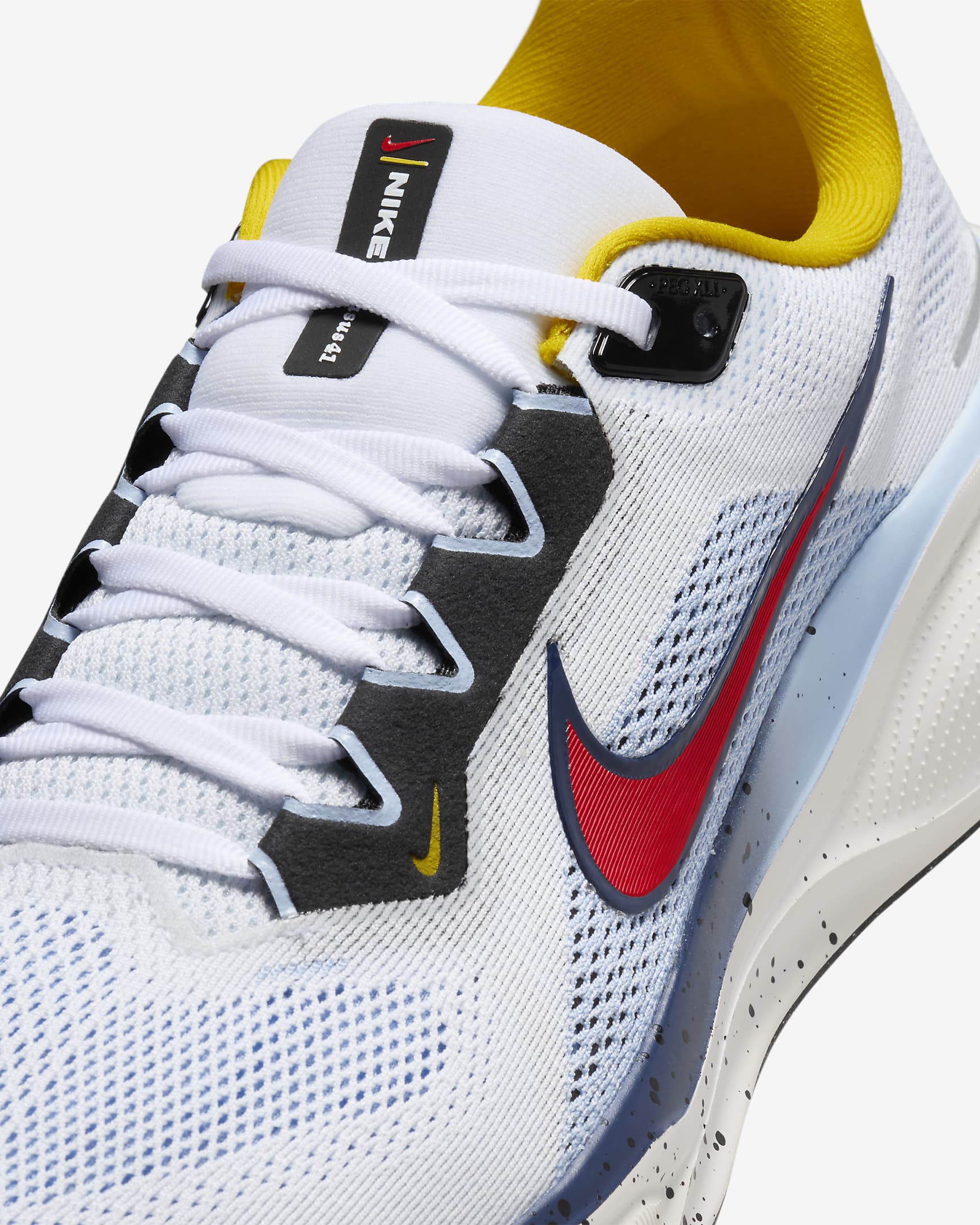 Nike Pegasus 41 Straßenlaufschuh (Herren) - Weiß/Psychic Blue/Speed Yellow/Speed Red