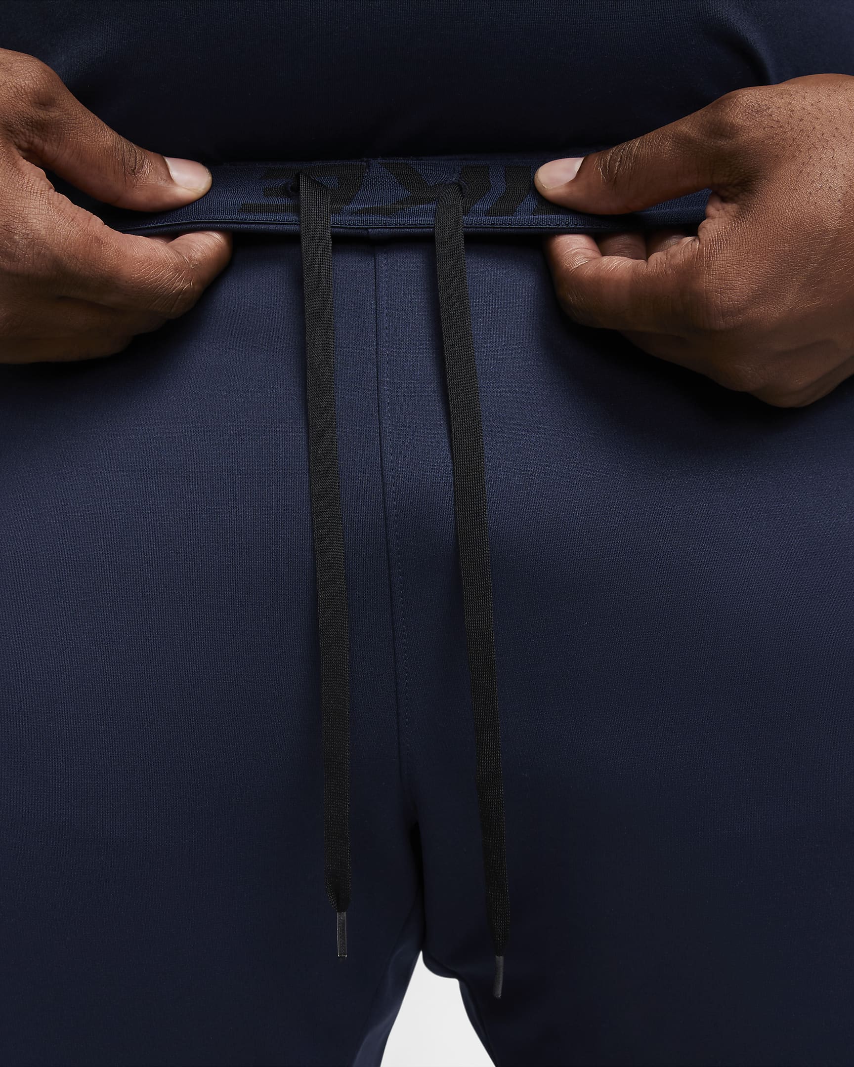 Nike Therma Men's ThermaFIT Tapered Fitness Trousers. Nike UK