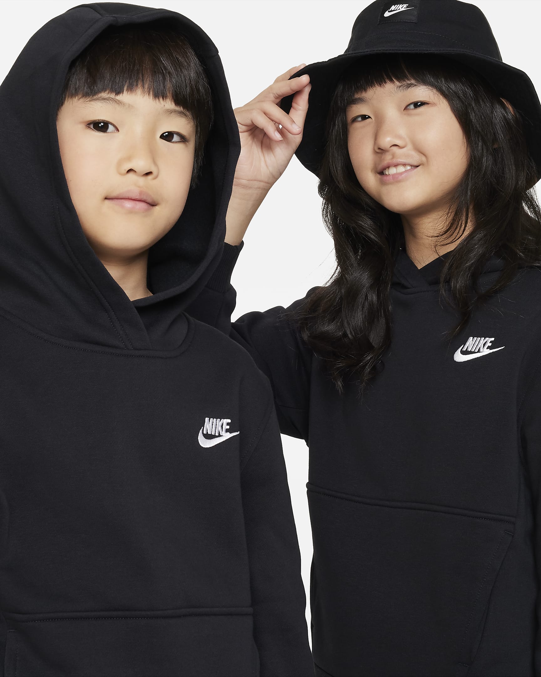 Felpa pullover con cappuccio Nike Sportswear Club Fleece - Ragazzi - Nero/Bianco