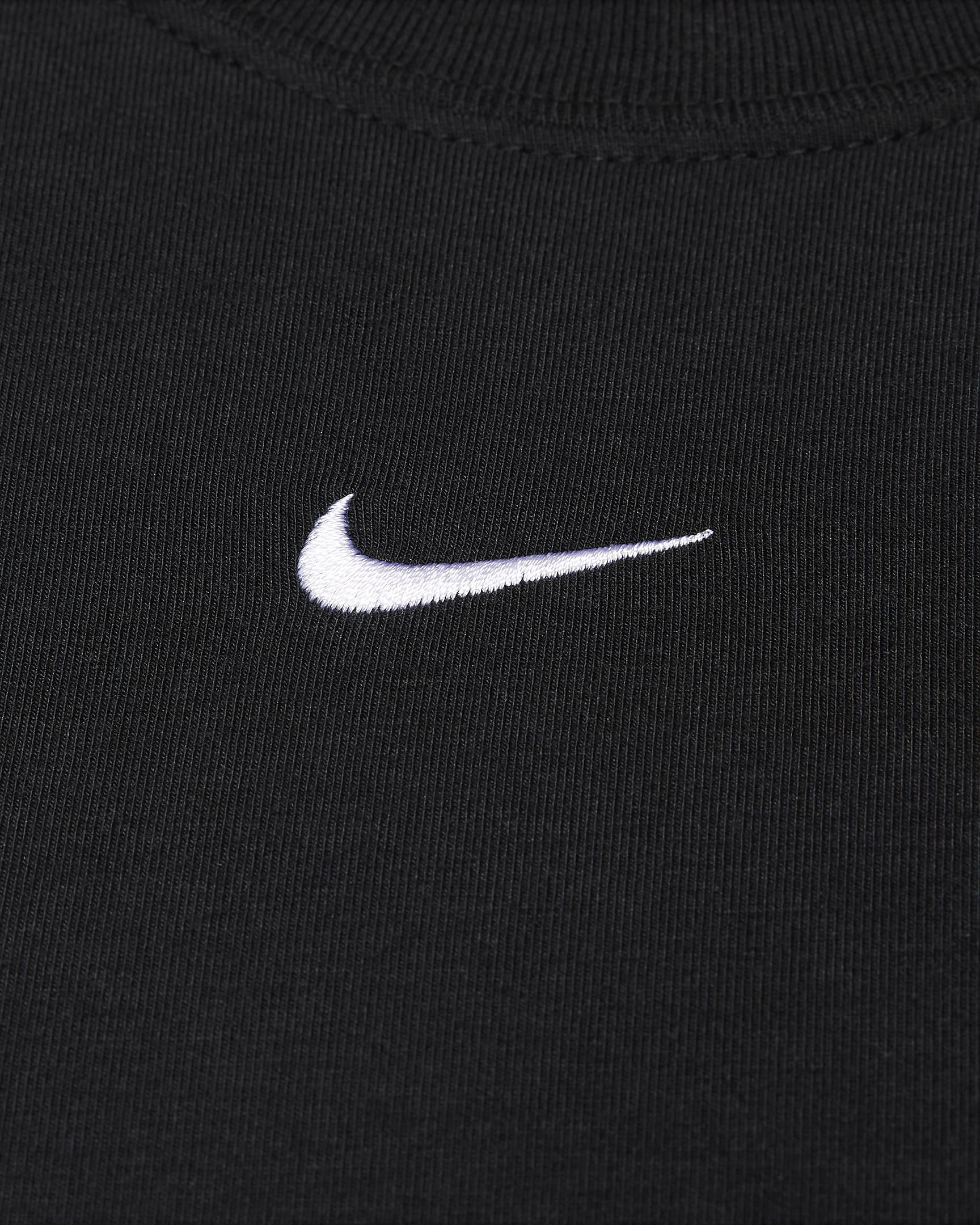 Nike Sportswear Chill Knit Women's T-Shirt - Black/White