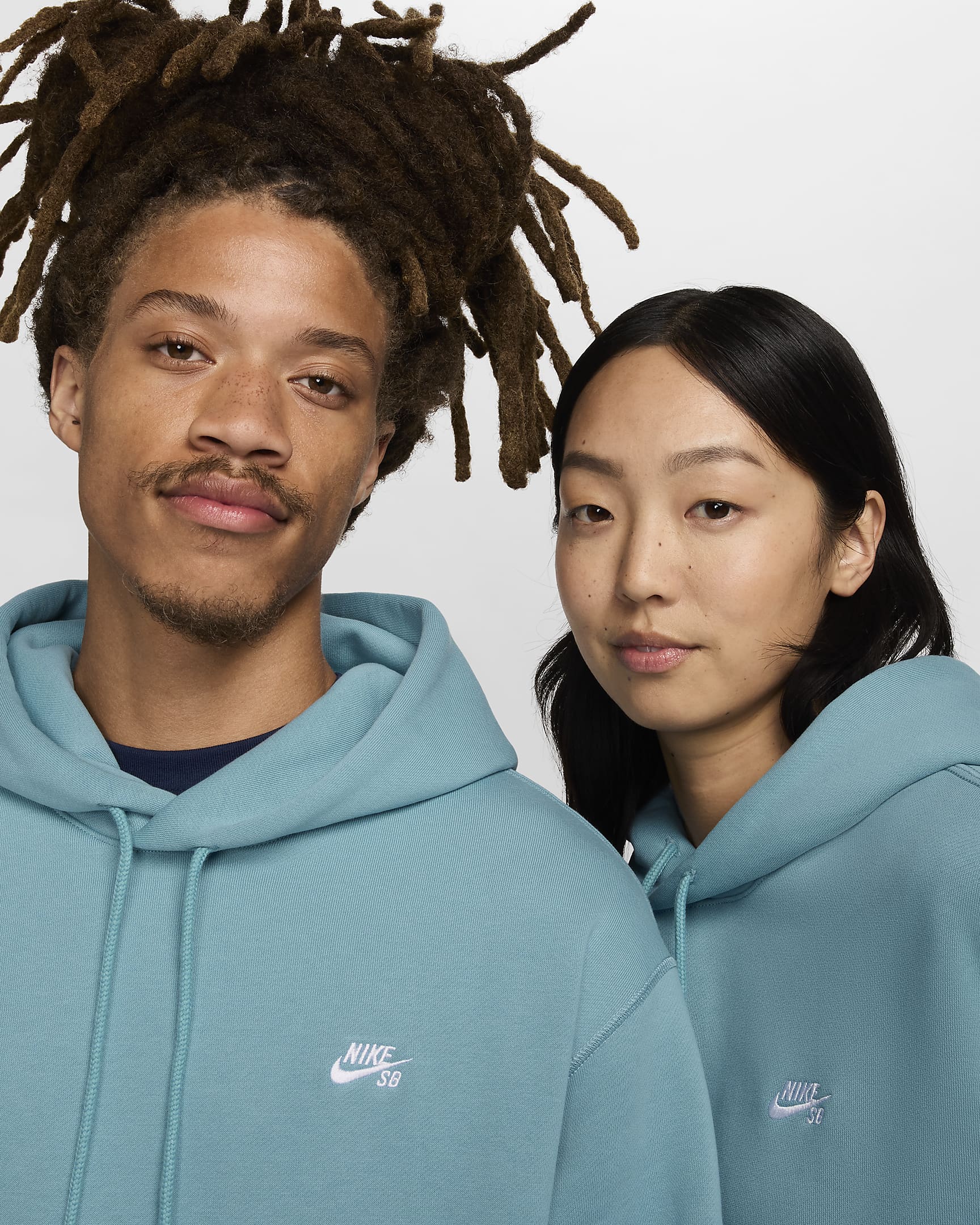 Nike SB Fleece Kapüşonlu Kaykay Sweatshirt'ü - Denim Turquoise/Beyaz