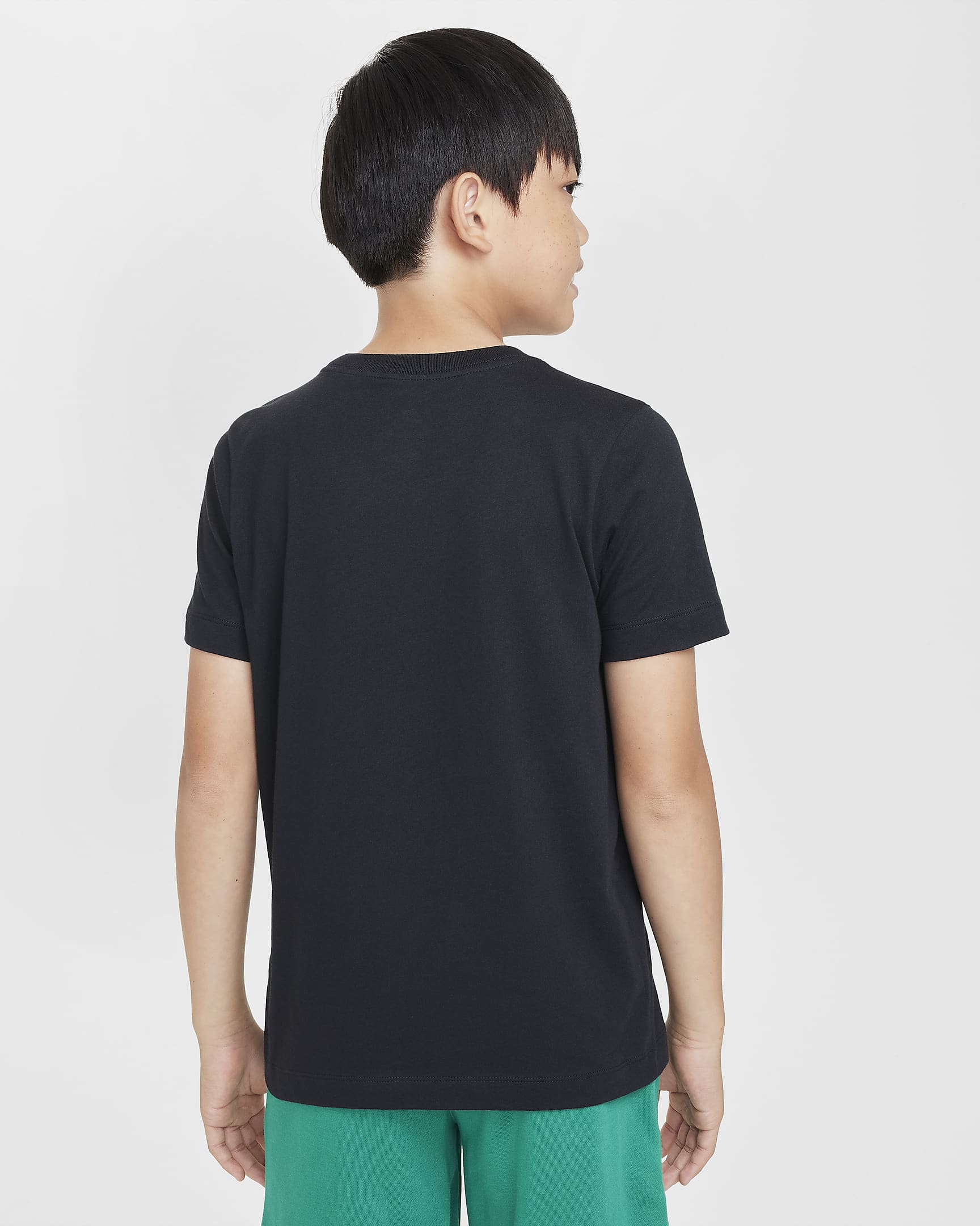 Nike Sportswear Older Kids' T-Shirt - Black