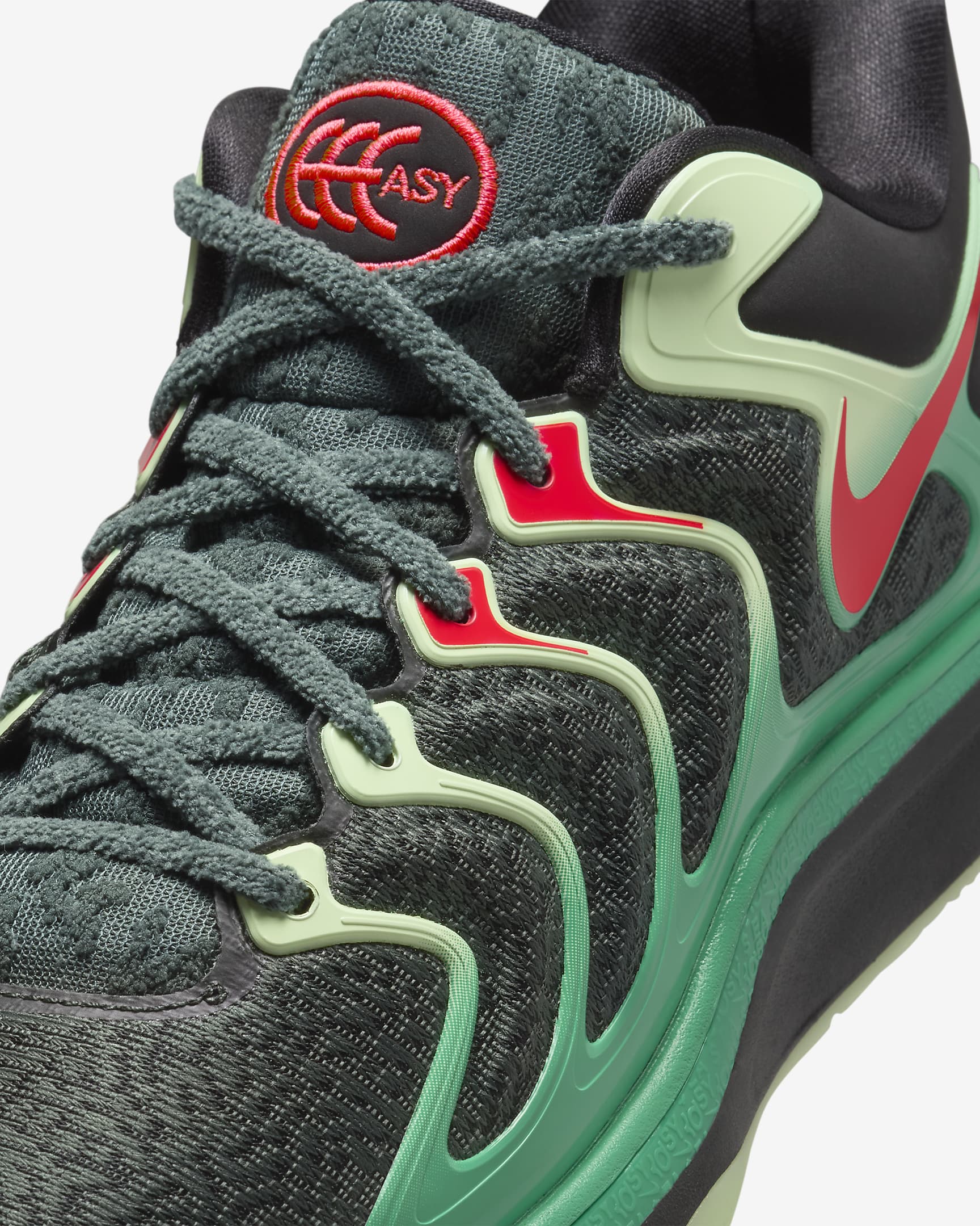 KD17 basketsko - Svart/Vintage Green/Night Forest/Bright Crimson