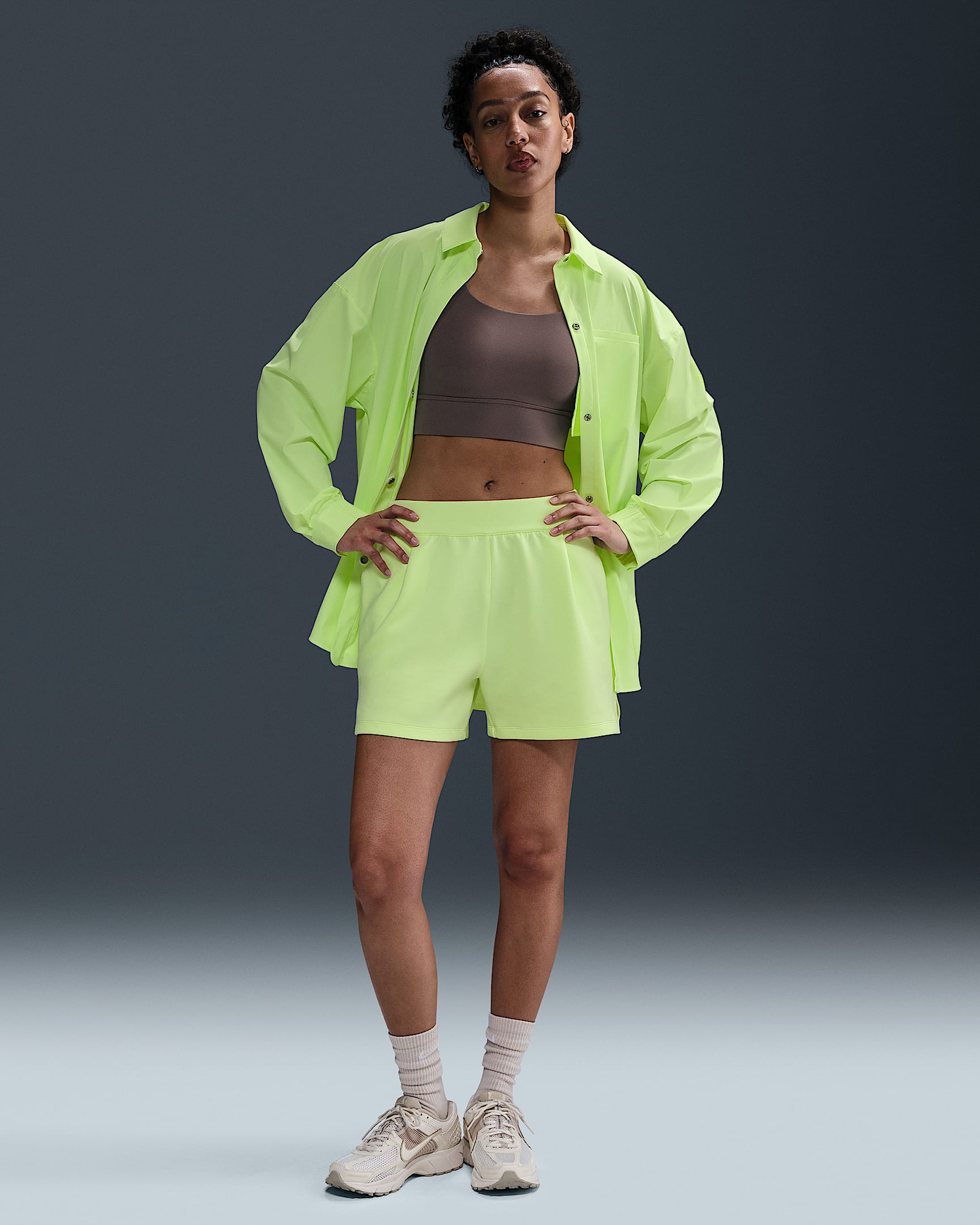 Short ample à taille mi-haute Dri-FIT Nike 24.7 ImpossiblySoft 10 cm pour femme - Barely Volt/Sail/Volt Ice