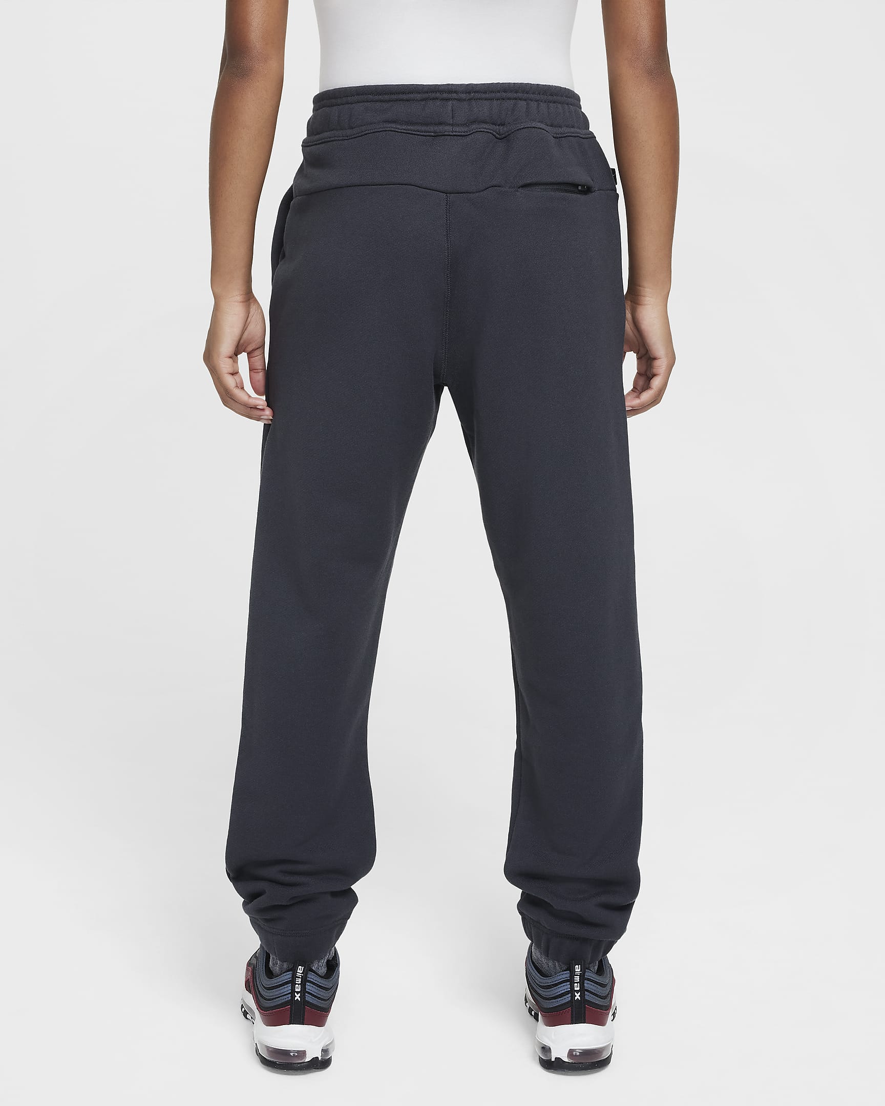 Liverpool F.C. Third Older Kids' Nike Air Football Pants. Nike UK