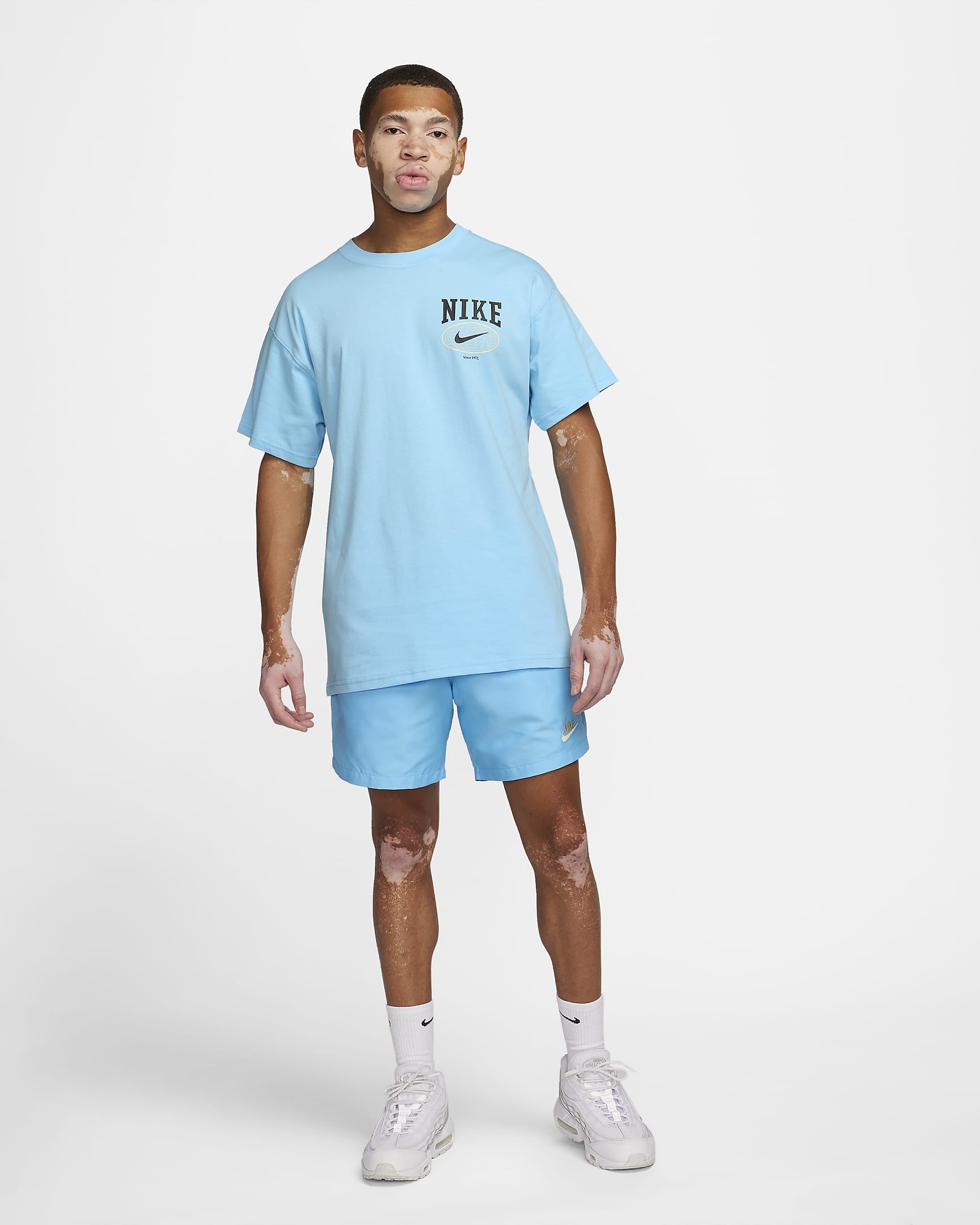 Nike Sportswear Men's Woven Flow Shorts. Nike LU