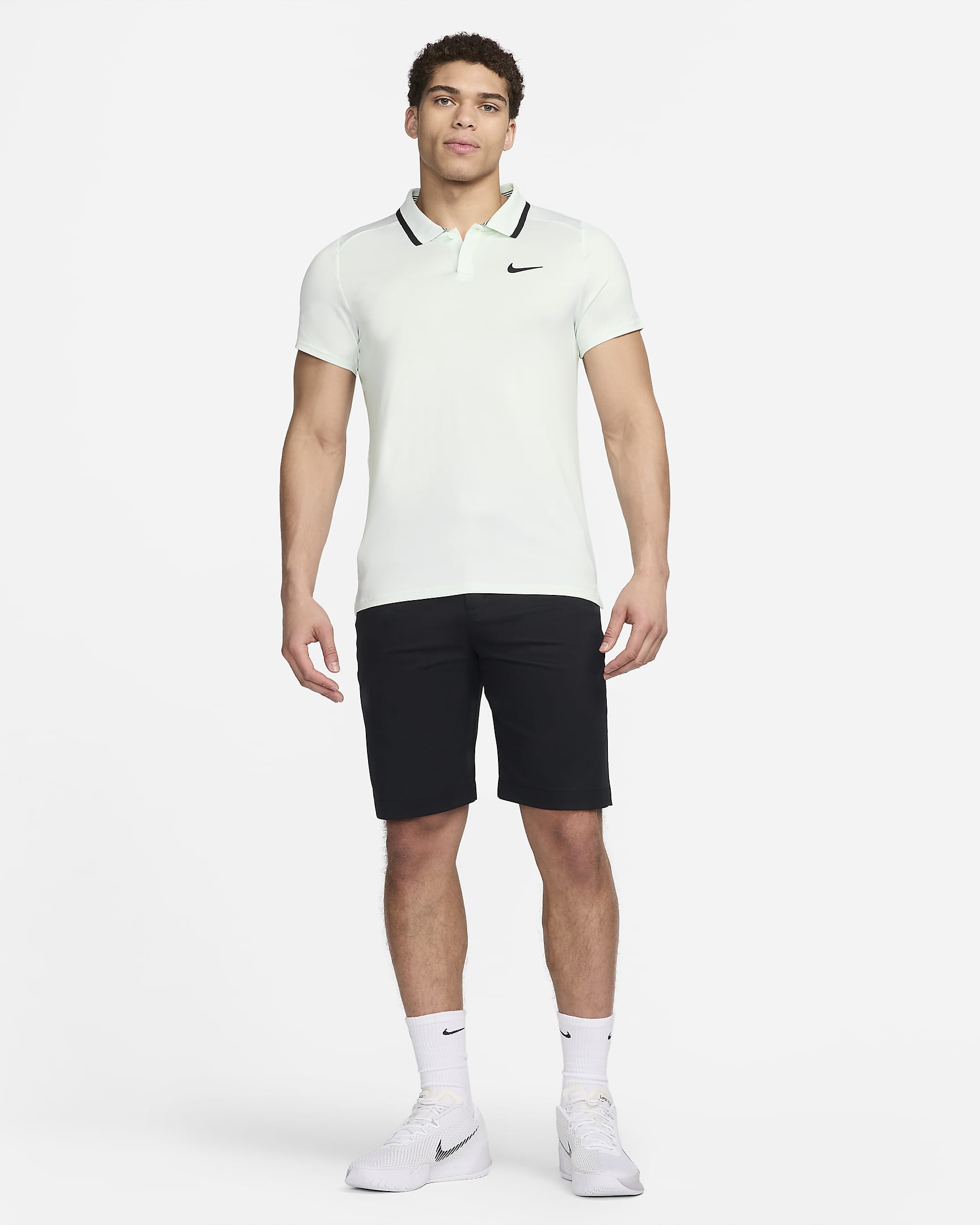 Pánská tenisová polokošile NikeCourt Dri-FIT Advantage - Barely Green/Černá/Černá