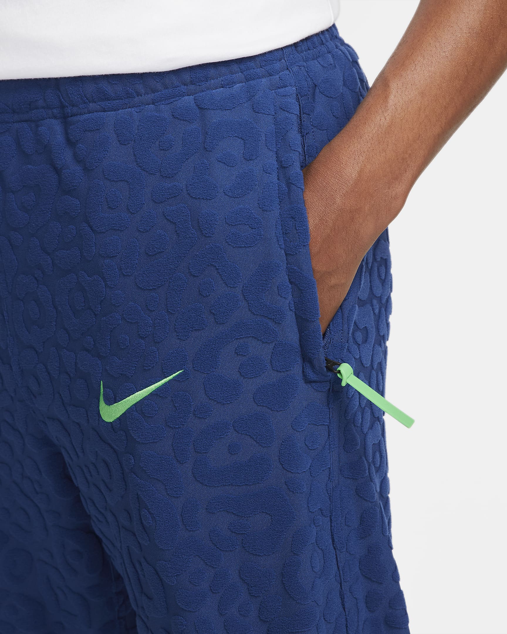 Brazil Men's French Terry Football Tracksuit Bottoms. Nike NZ