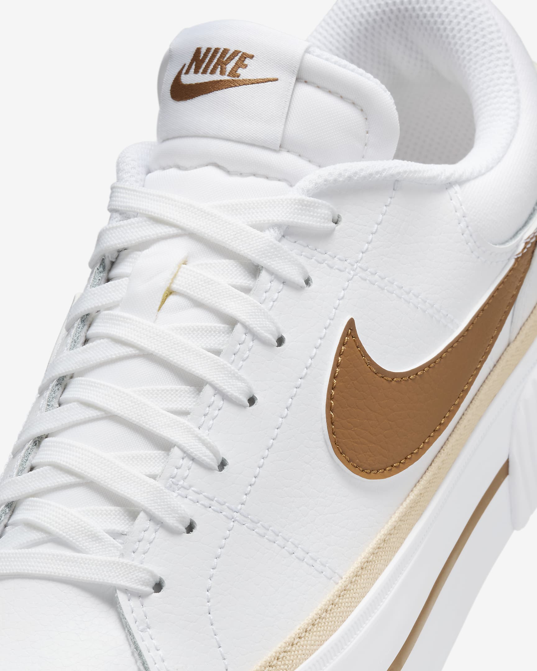 Nike Court Legacy Lift női cipő - Fehér/Sanddrift/Light British Tan