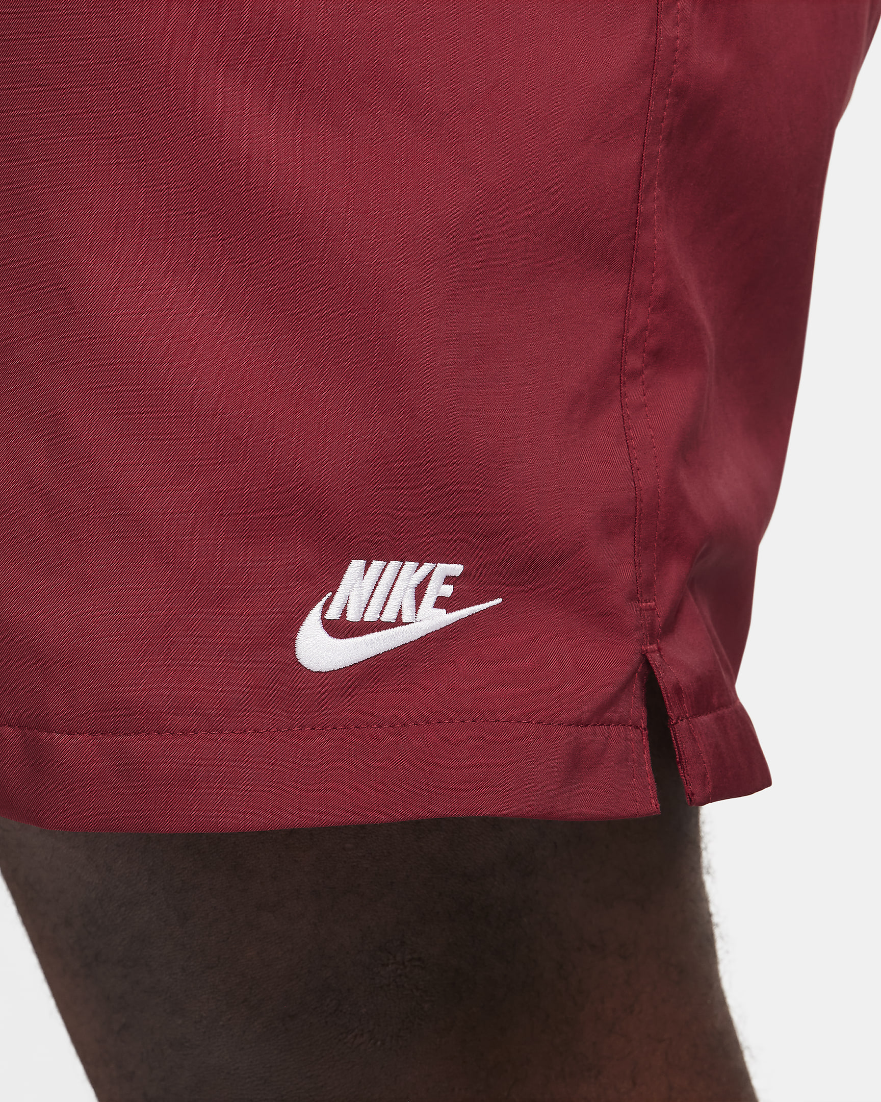 Nike Club Men's Woven Flow Shorts - Team Red/White