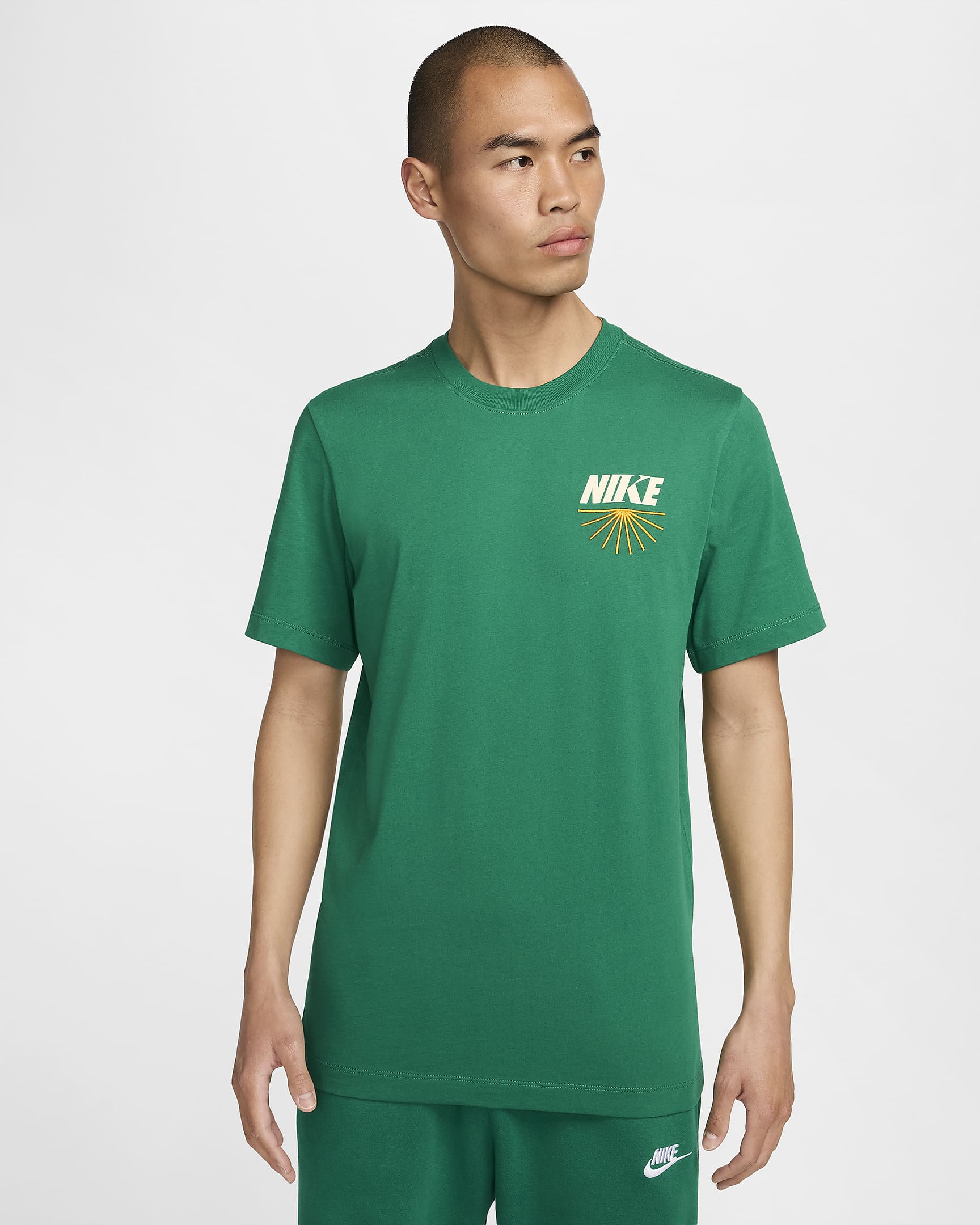 Nike Sportswear Men's T-Shirt - Malachite