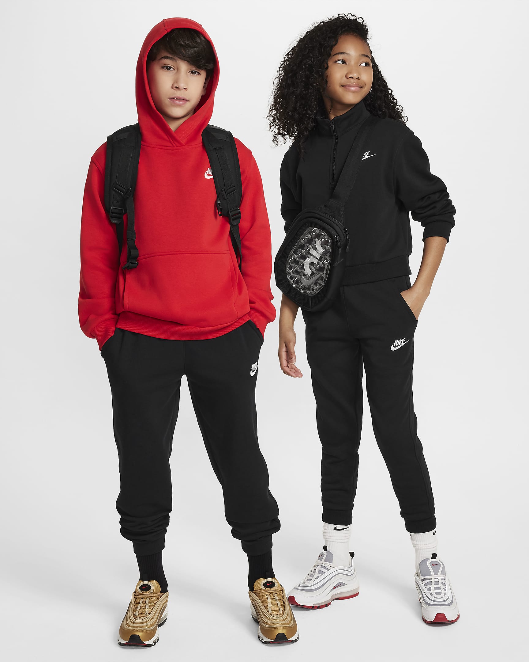 Nike Club Fleece Older Kids' French Terry Joggers - Black/White