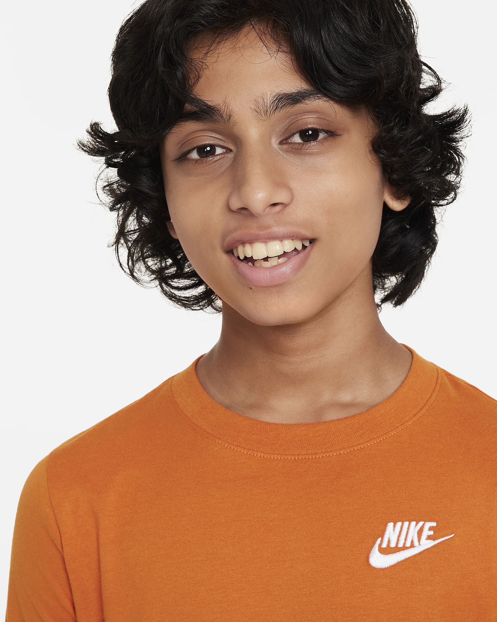 Nike Sportswear Big Kids' (Boys') Long-Sleeve T-Shirt. Nike.com