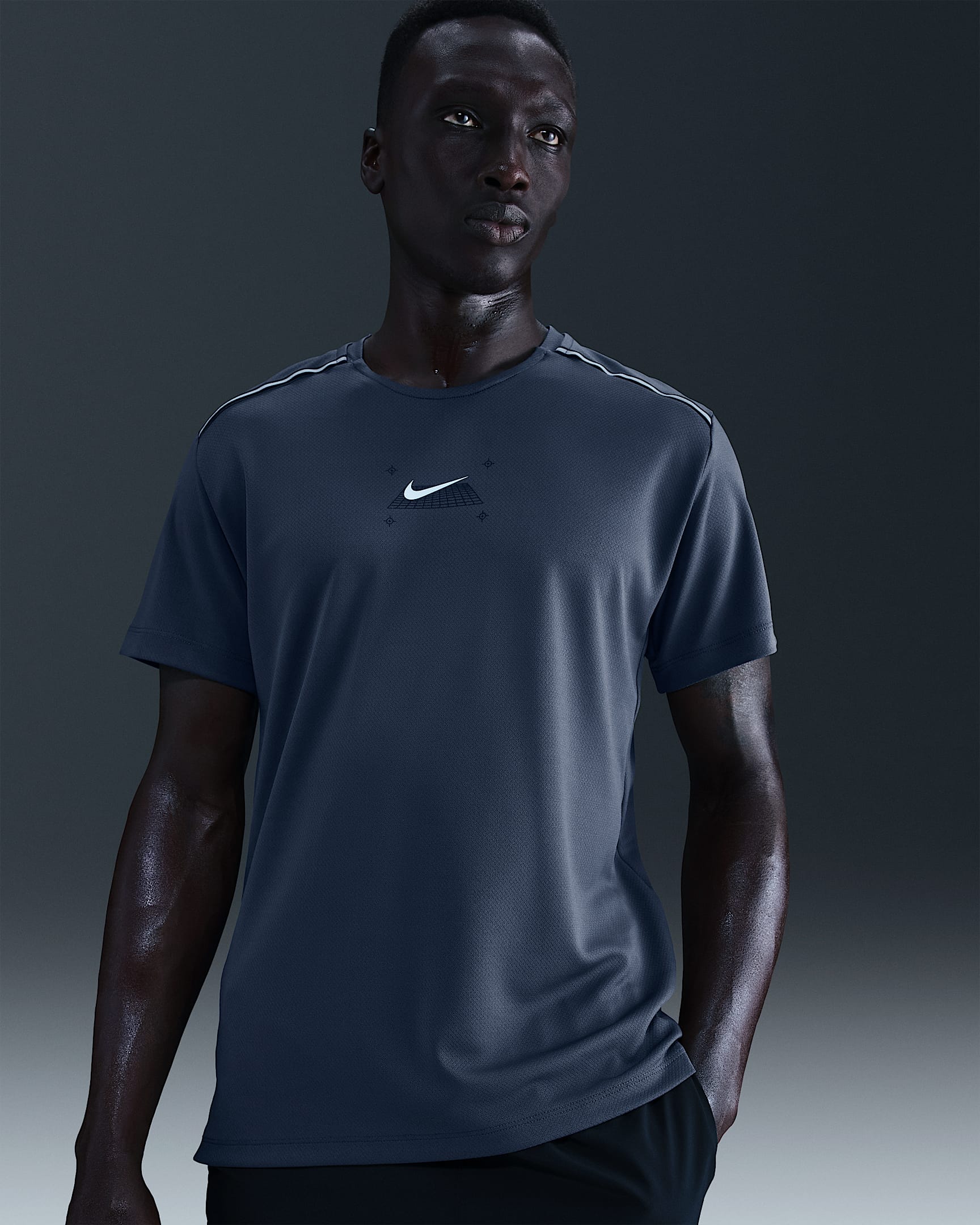 Nike Miler Men's Short-Sleeve Running Top - Thunder Blue