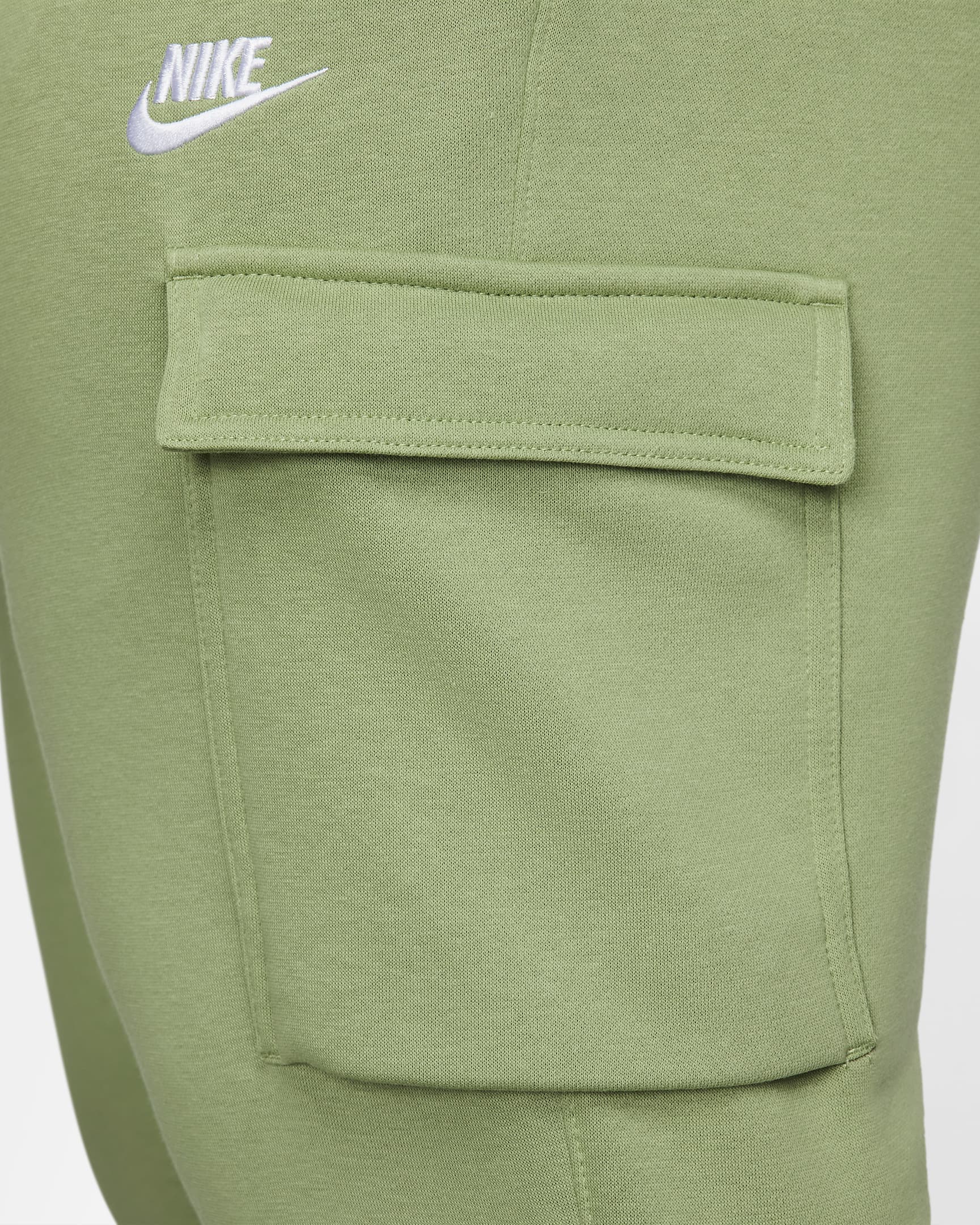 Pants cargo para hombre Nike Sportswear Club Fleece - Verde aceite/Verde aceite/Blanco