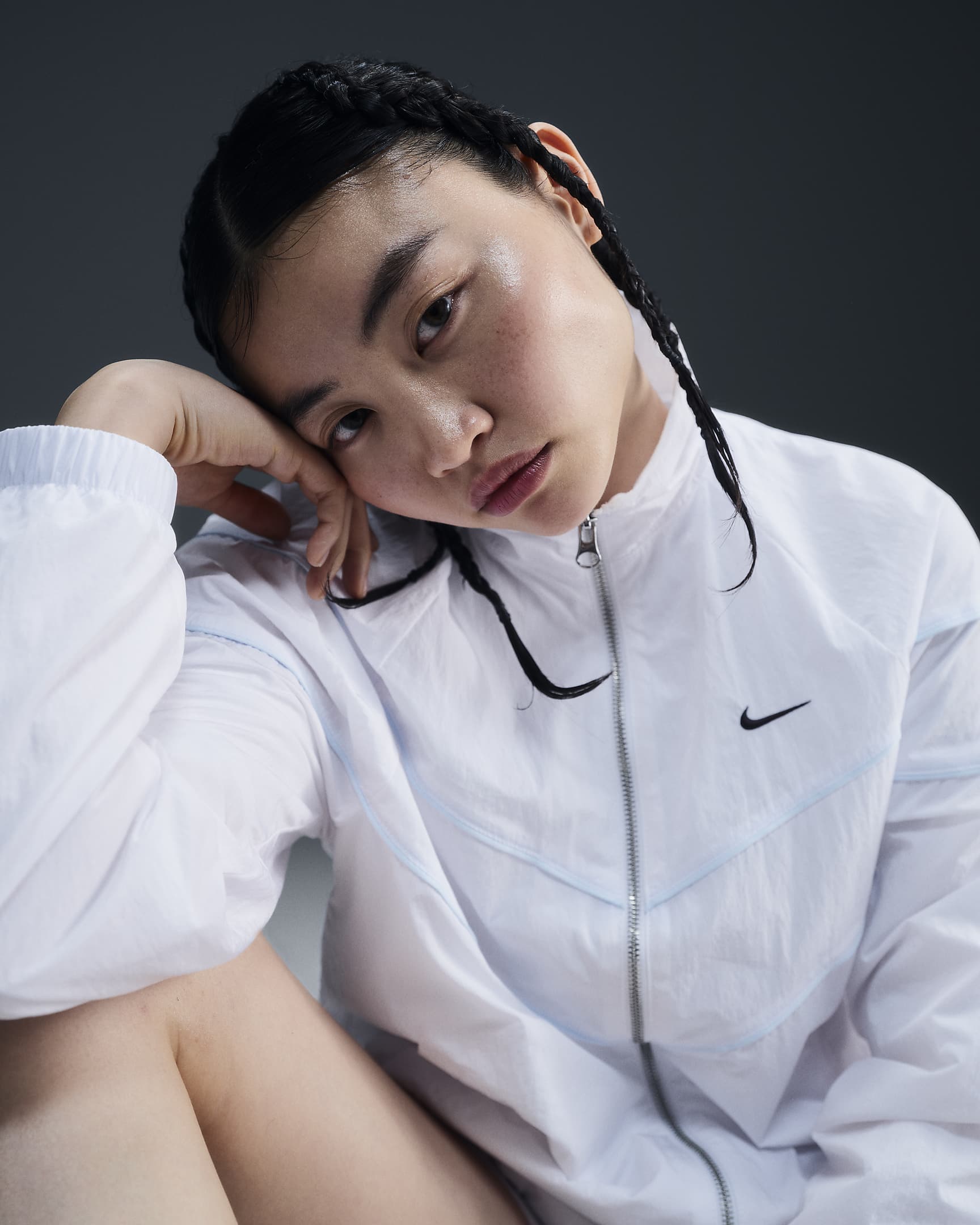 Veste à zip tissée ample UV Nike Windrunner pour femme - Blanc/Noir