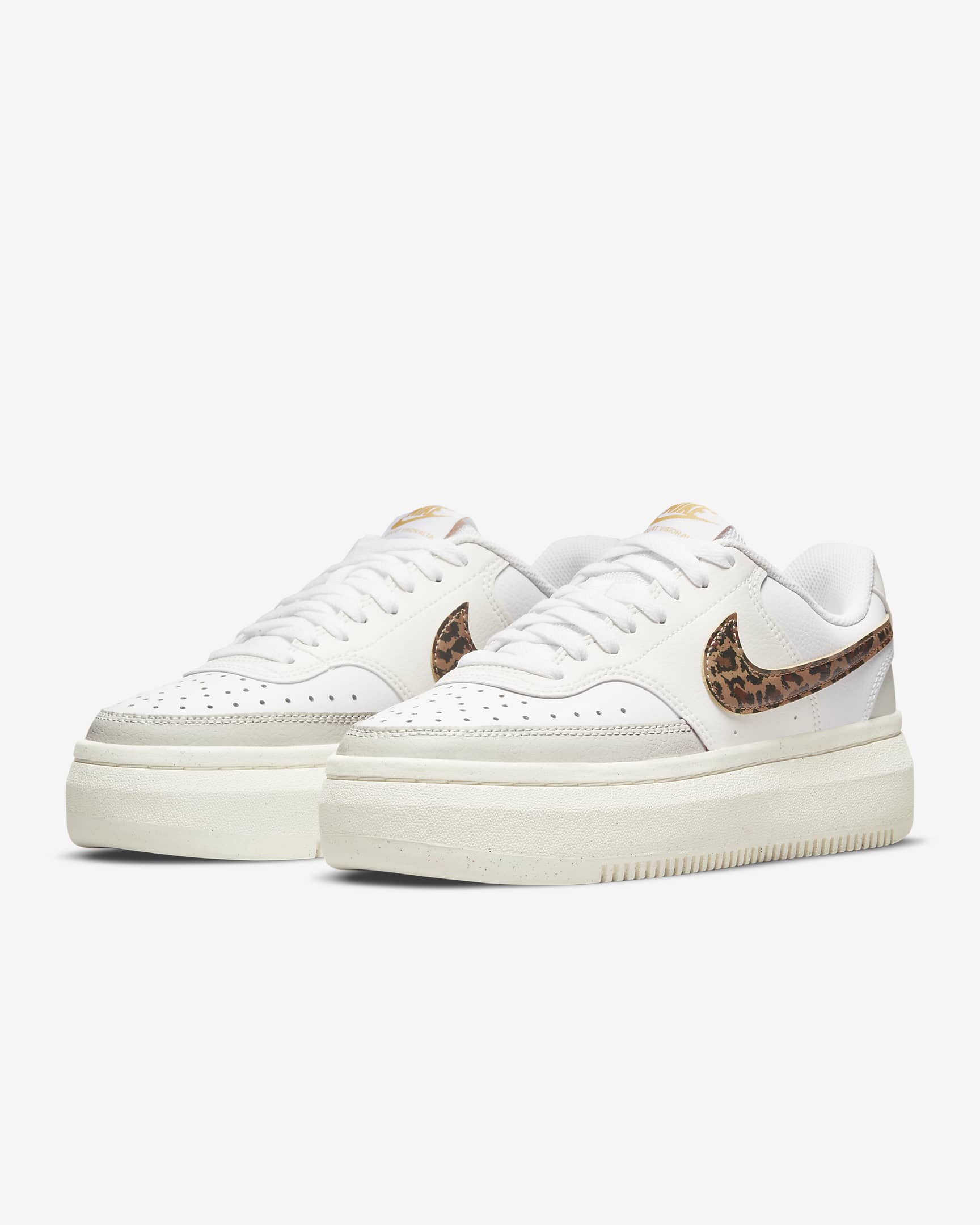 Calzado para mujer Nike Court Vision Alta - Blanco/Hueso claro/Vela/Archaeo Brown