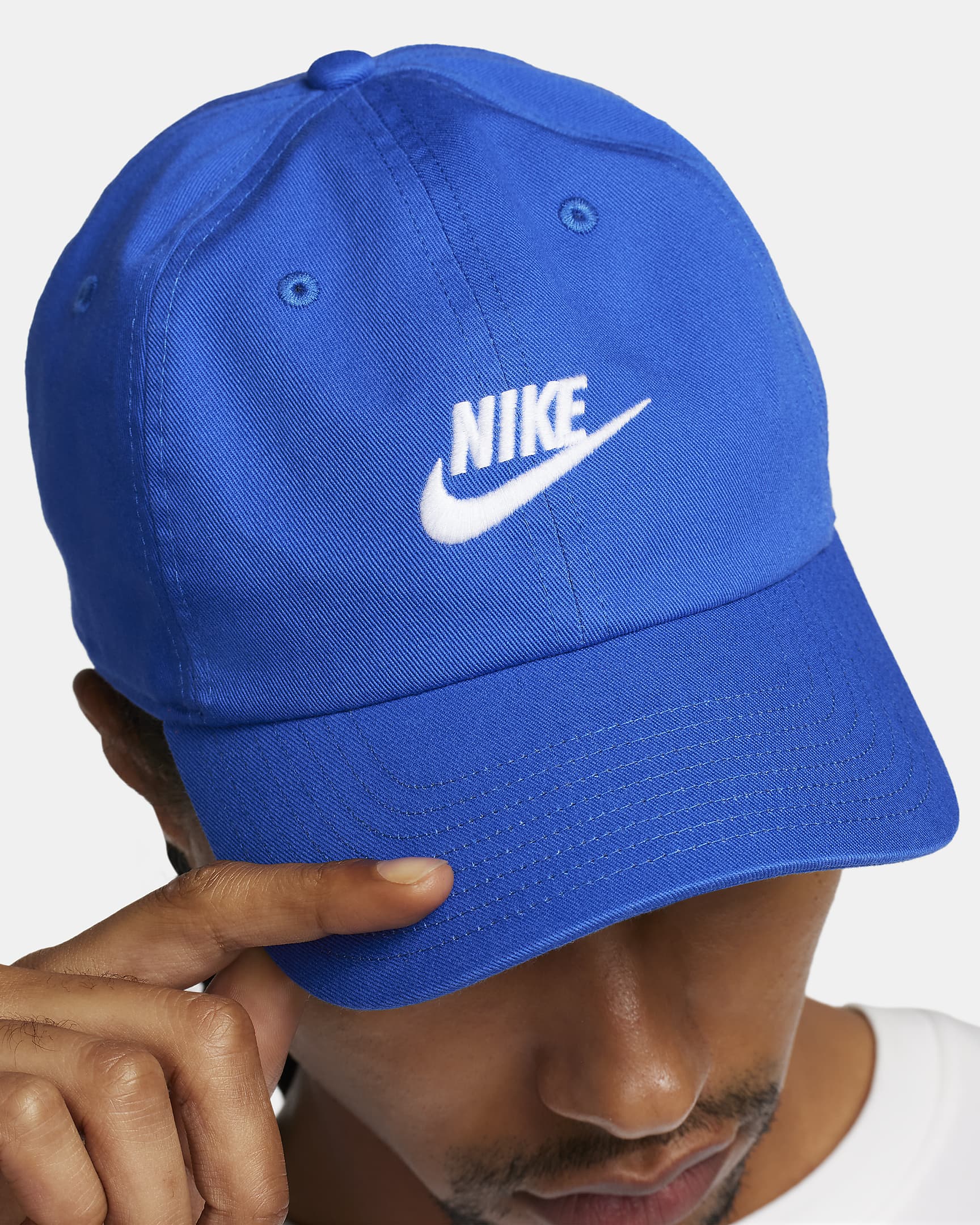 Nike Club Unstructured Futura Wash Cap - Game Royal/White