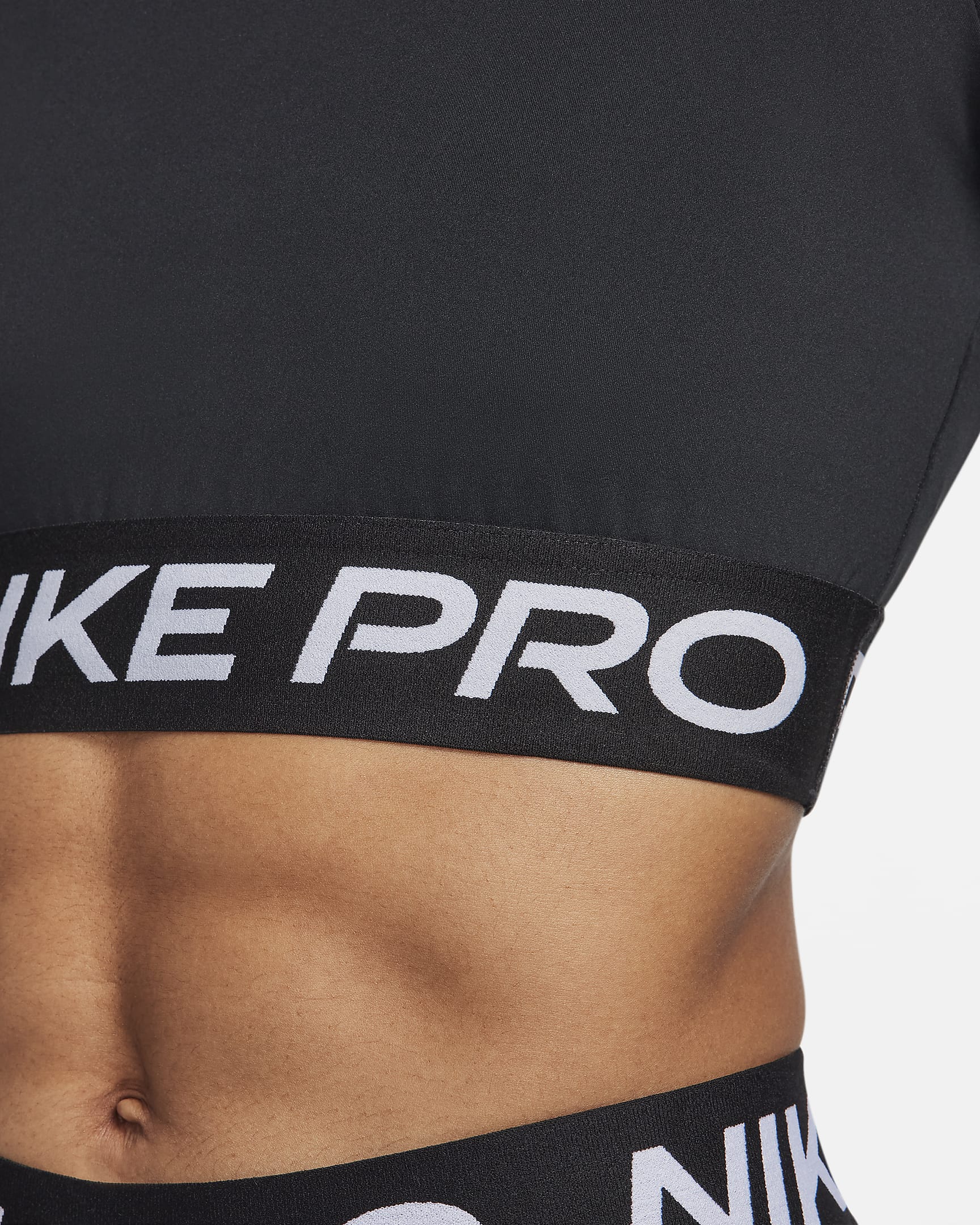 Nike Pro Women's Dri-FIT Cropped Long-Sleeve Top. Nike SK