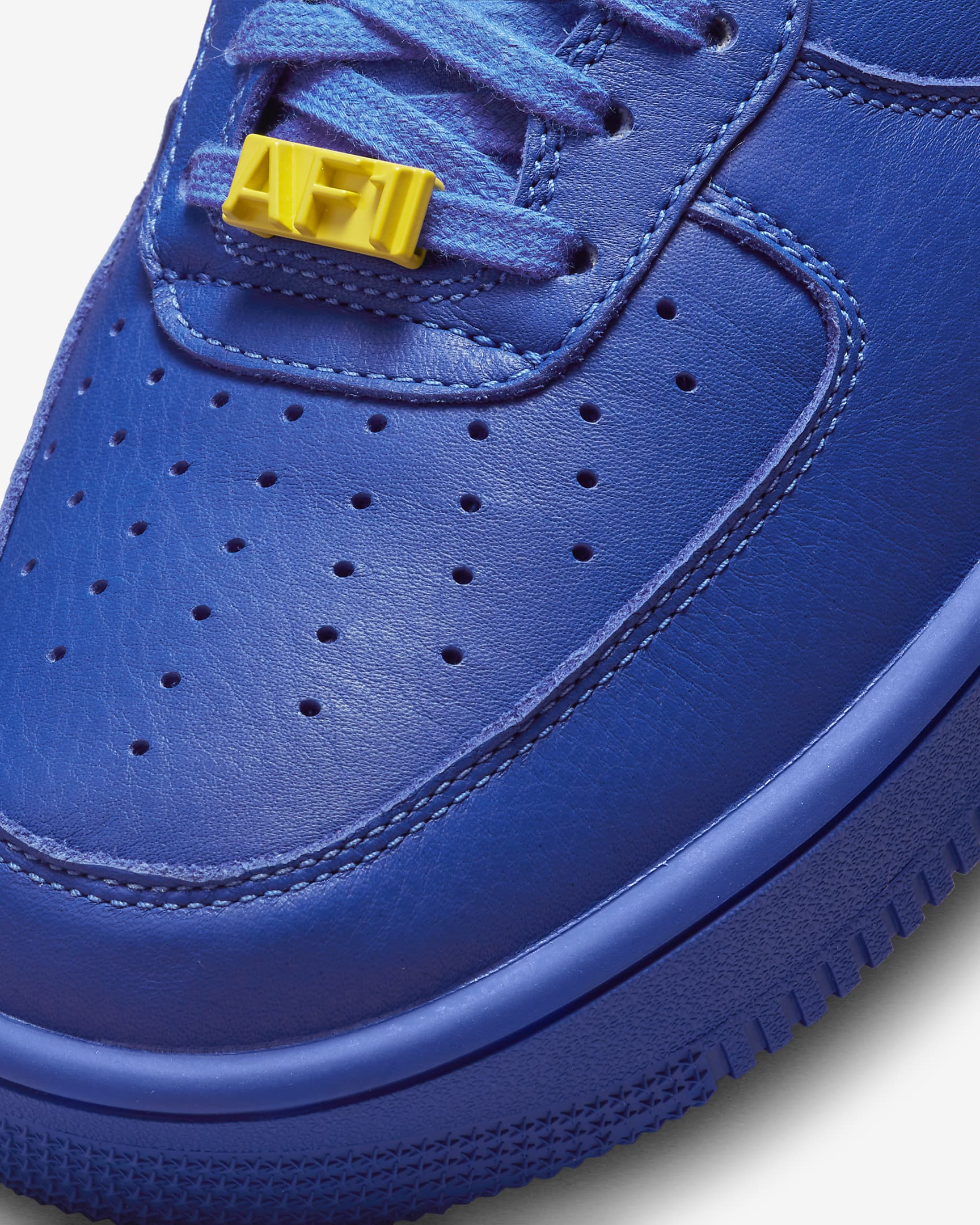 Chaussure Nike Air Force 1 Low x Ambush pour homme. Nike BE