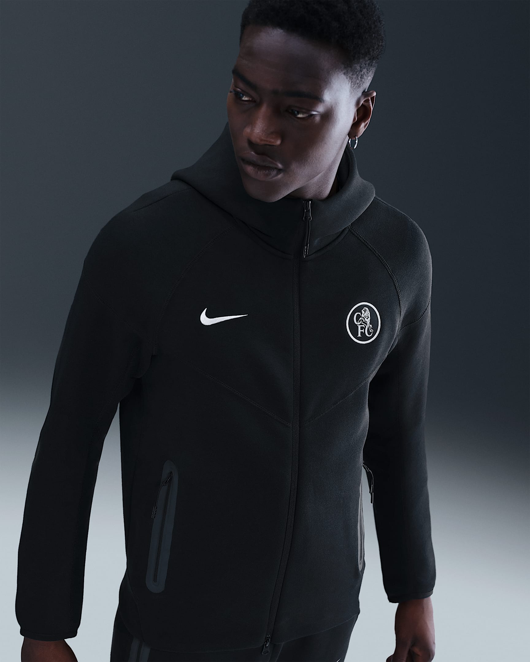 Chelsea FC Tech Windrunner Men's Nike Total 90 Soccer Fleece Full-Zip Jacket - Black/Field Silver