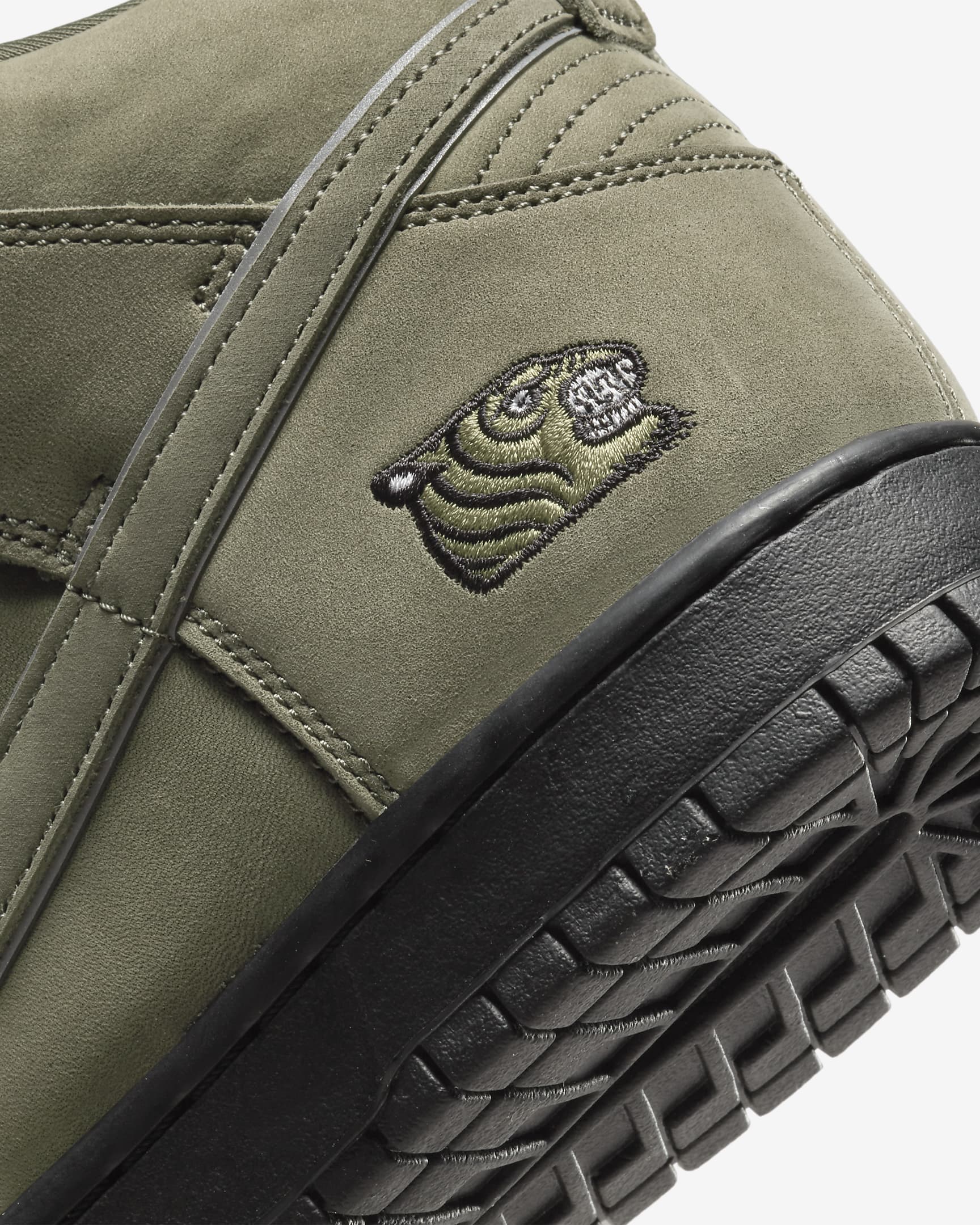 Nike Dunk High x SOULGOODS Herenschoenen - Medium Olive/Zwart/Meerkleurig