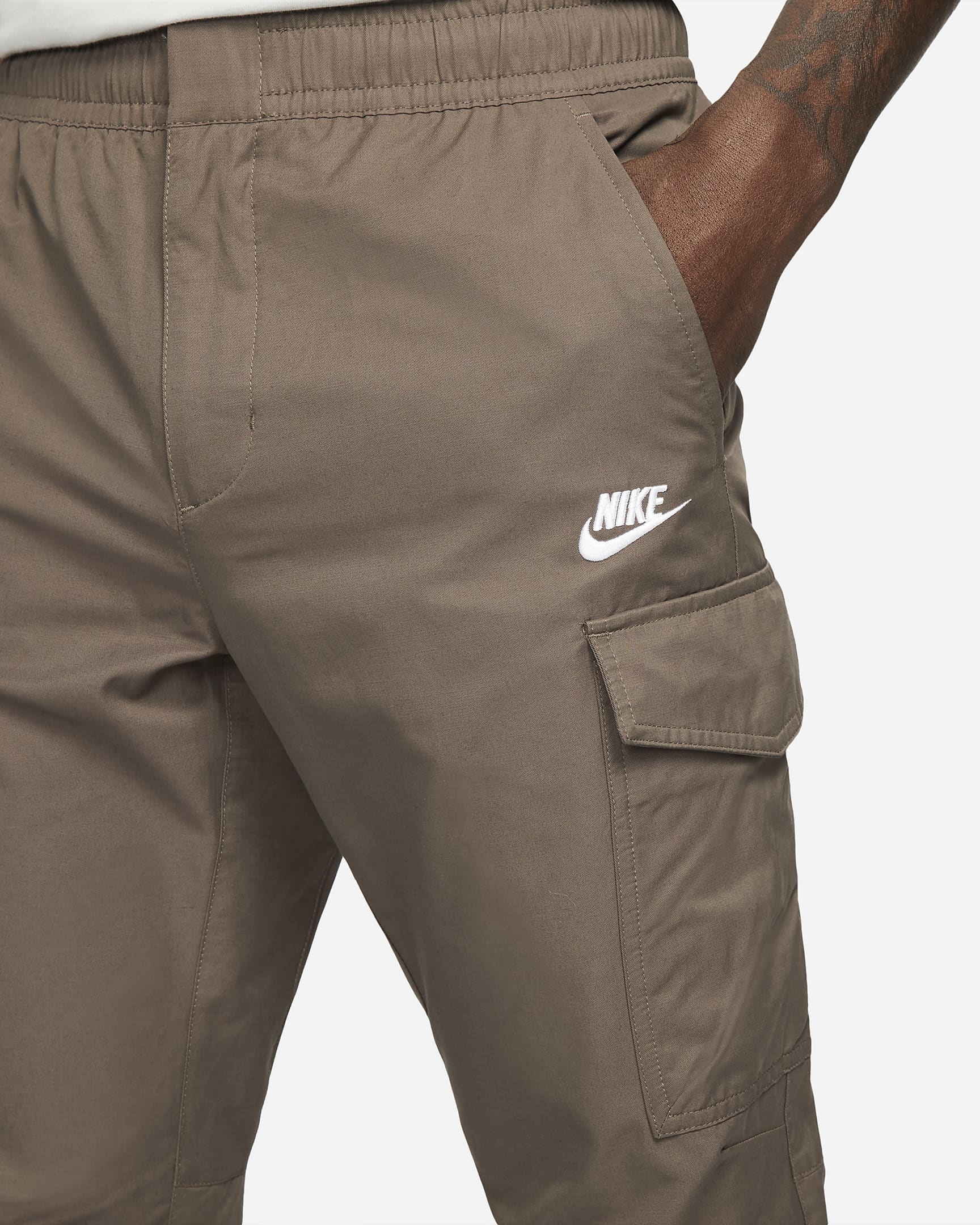 Nike Sportswear Men's Unlined Utility Cargo Trousers. Nike DK